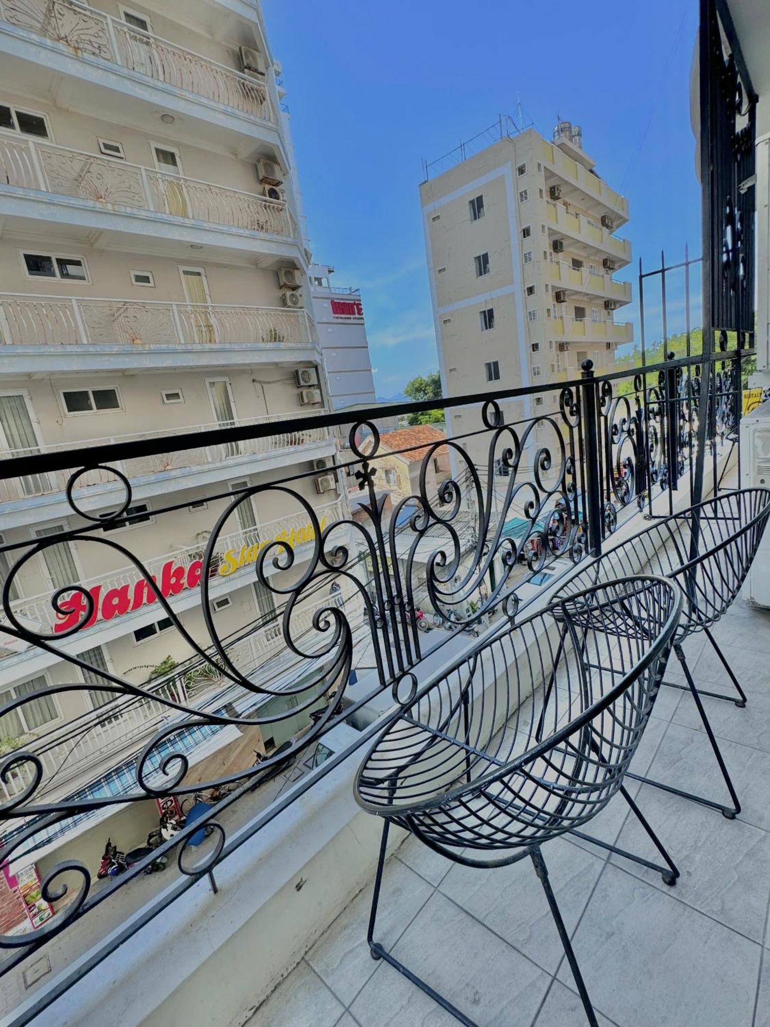 Khách sạn Paris 4*