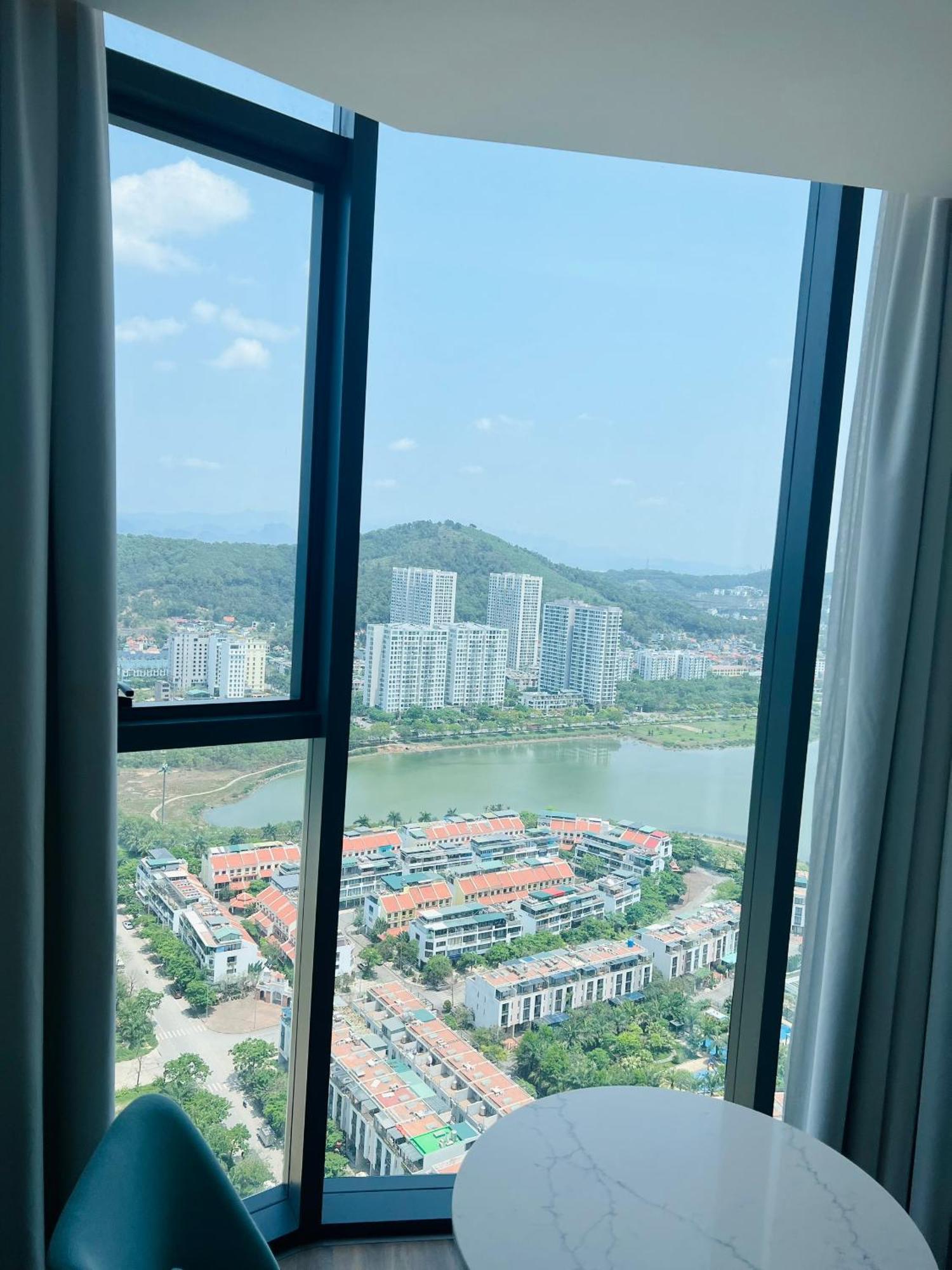 Hotel Khach San A Lacarte Bay, Ngay Mat Bien, Mien Phi Be Boi Ha Long