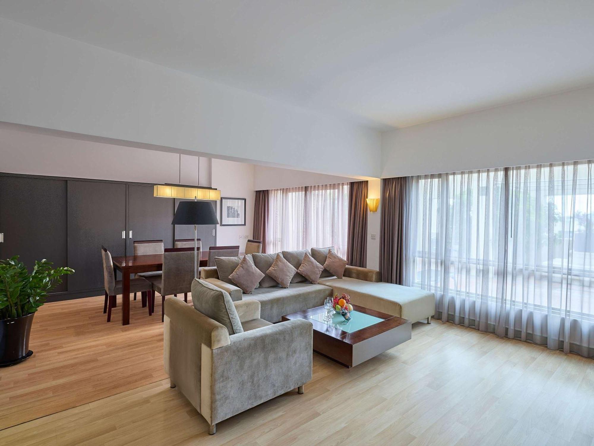 Sofitel Saigon Plaza TP. Hồ Chí Minh