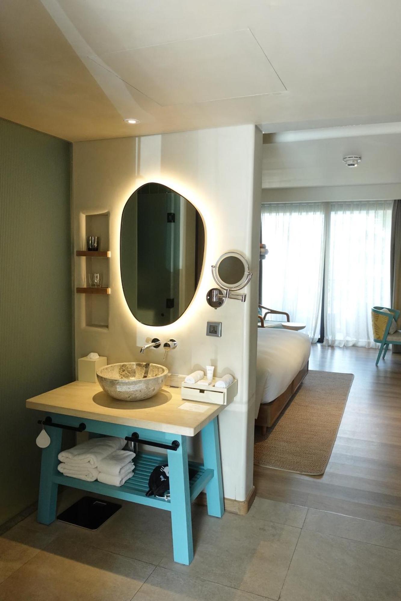 Radisson 4*
