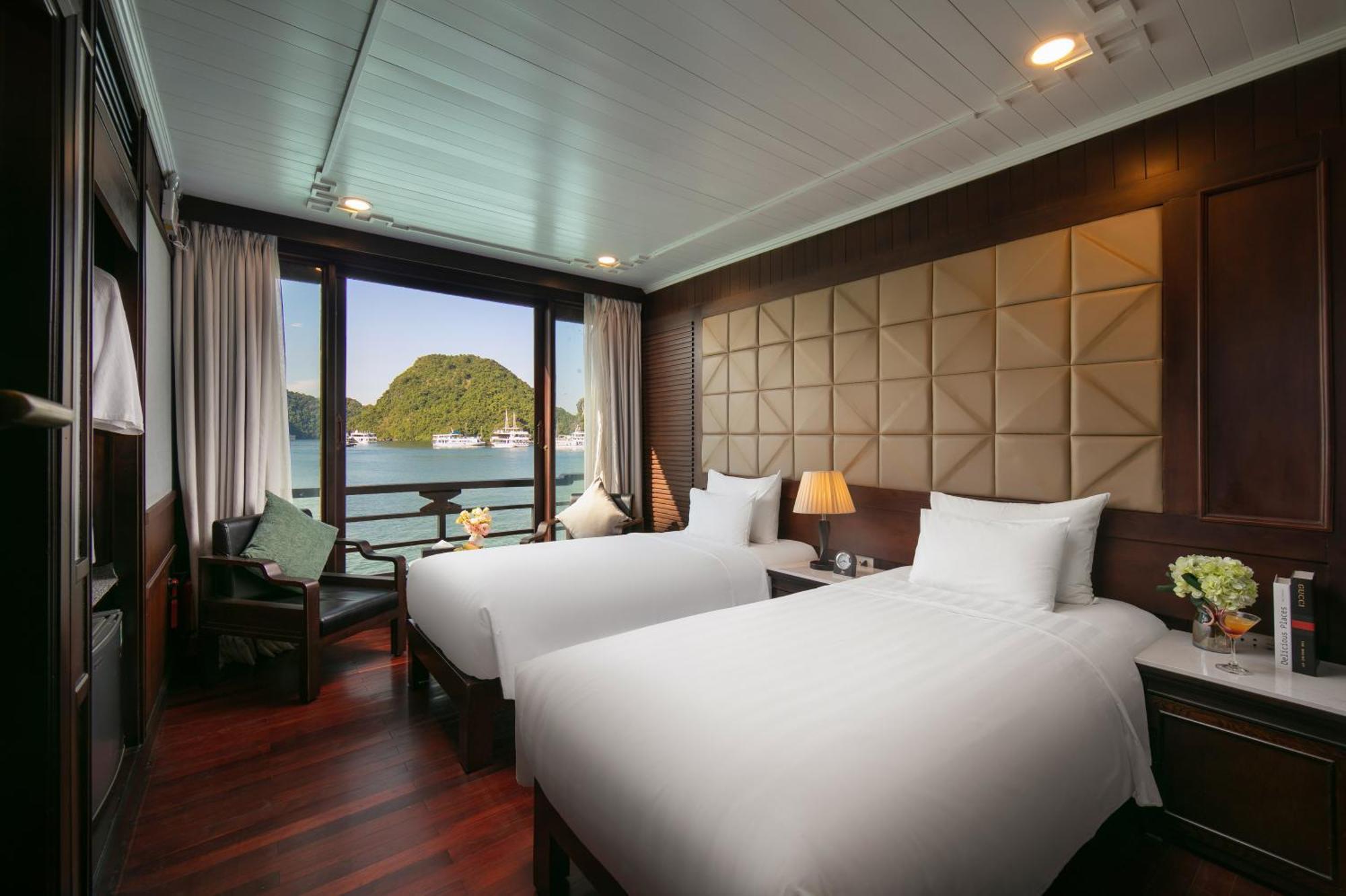 Mila Cruises Hotel