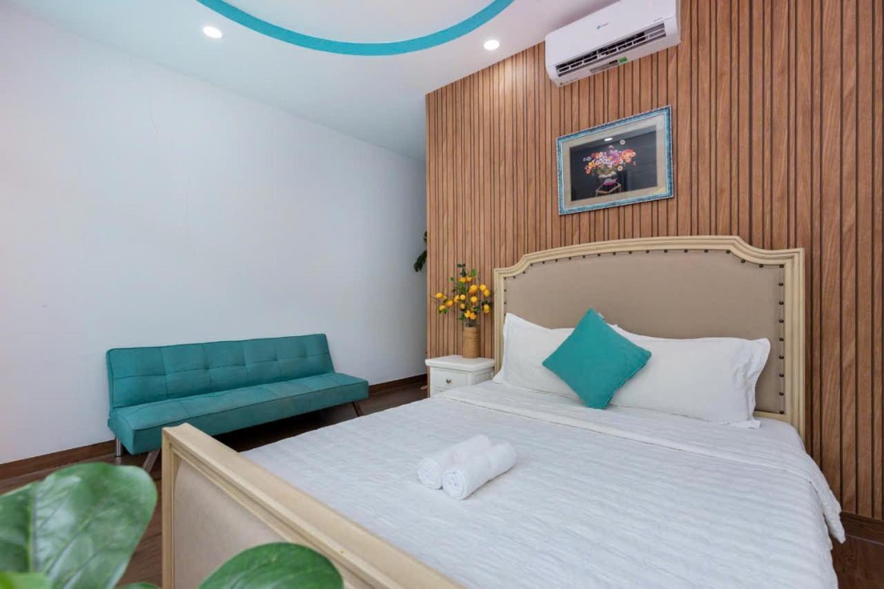 Pink Host Vung Tau