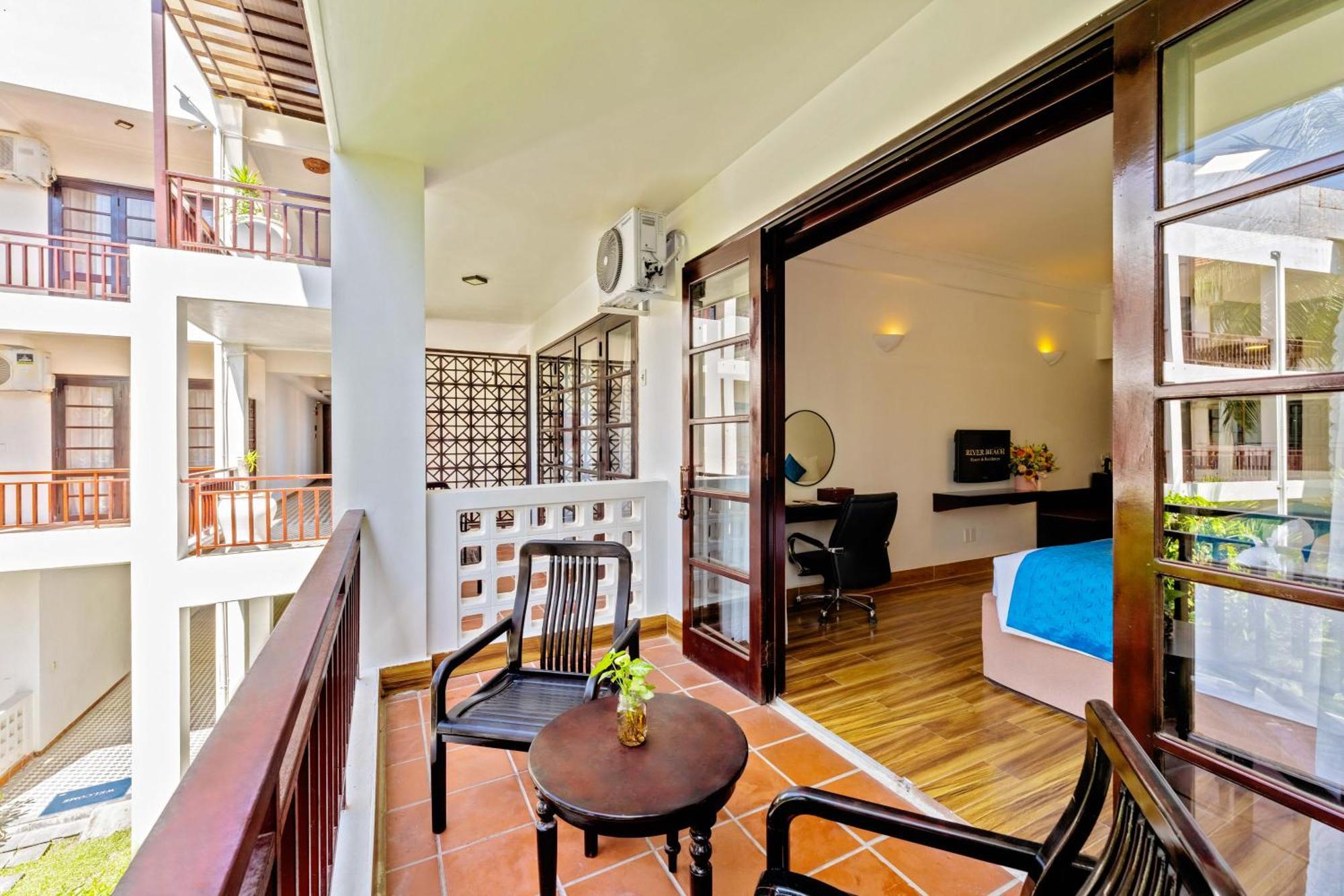 Resort River & Residences 4*