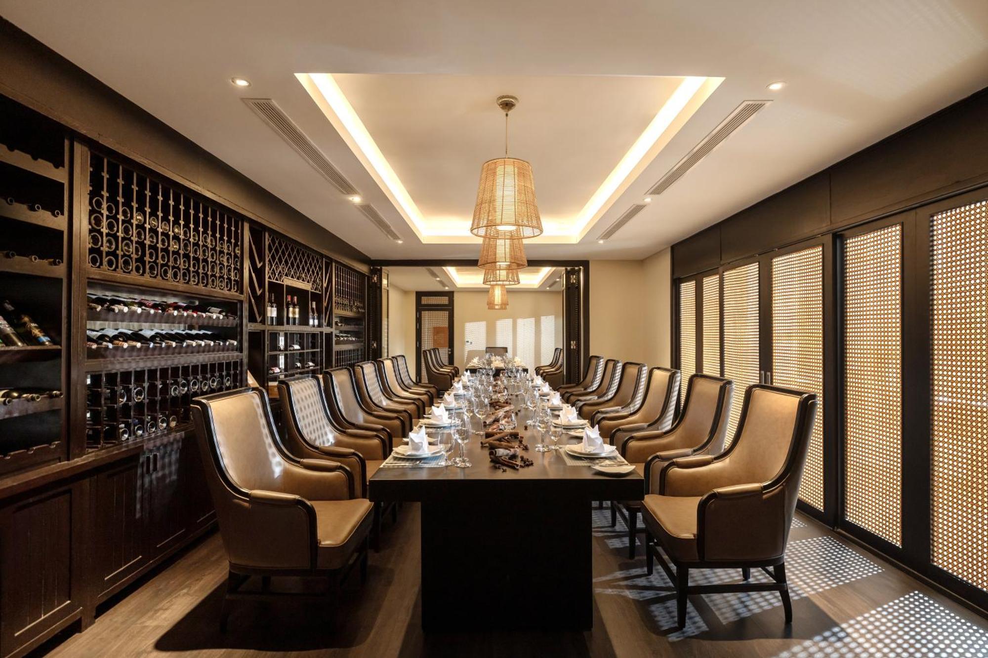 Anantara 5* Mũi Né
