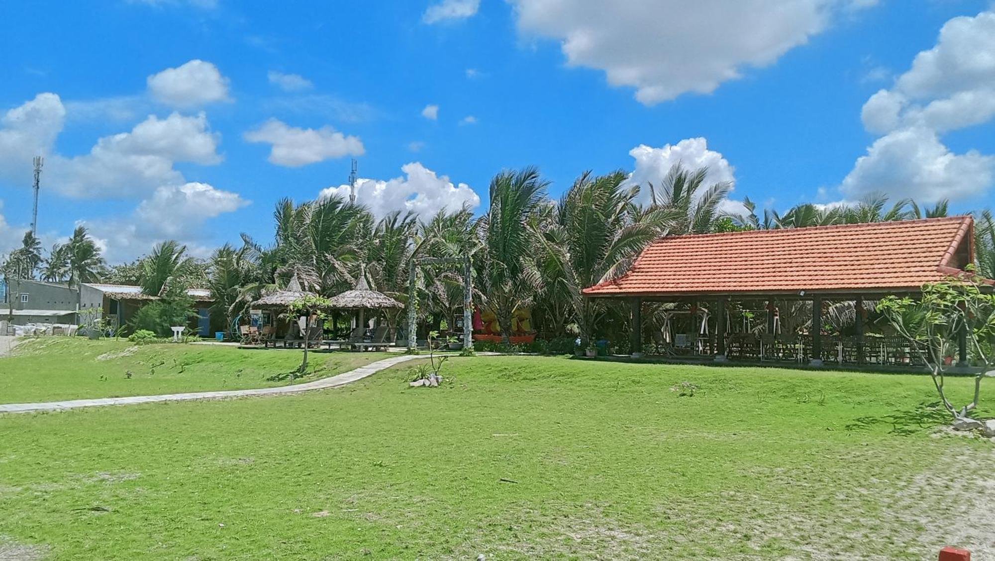 Resort Bien Ngoc Homstay