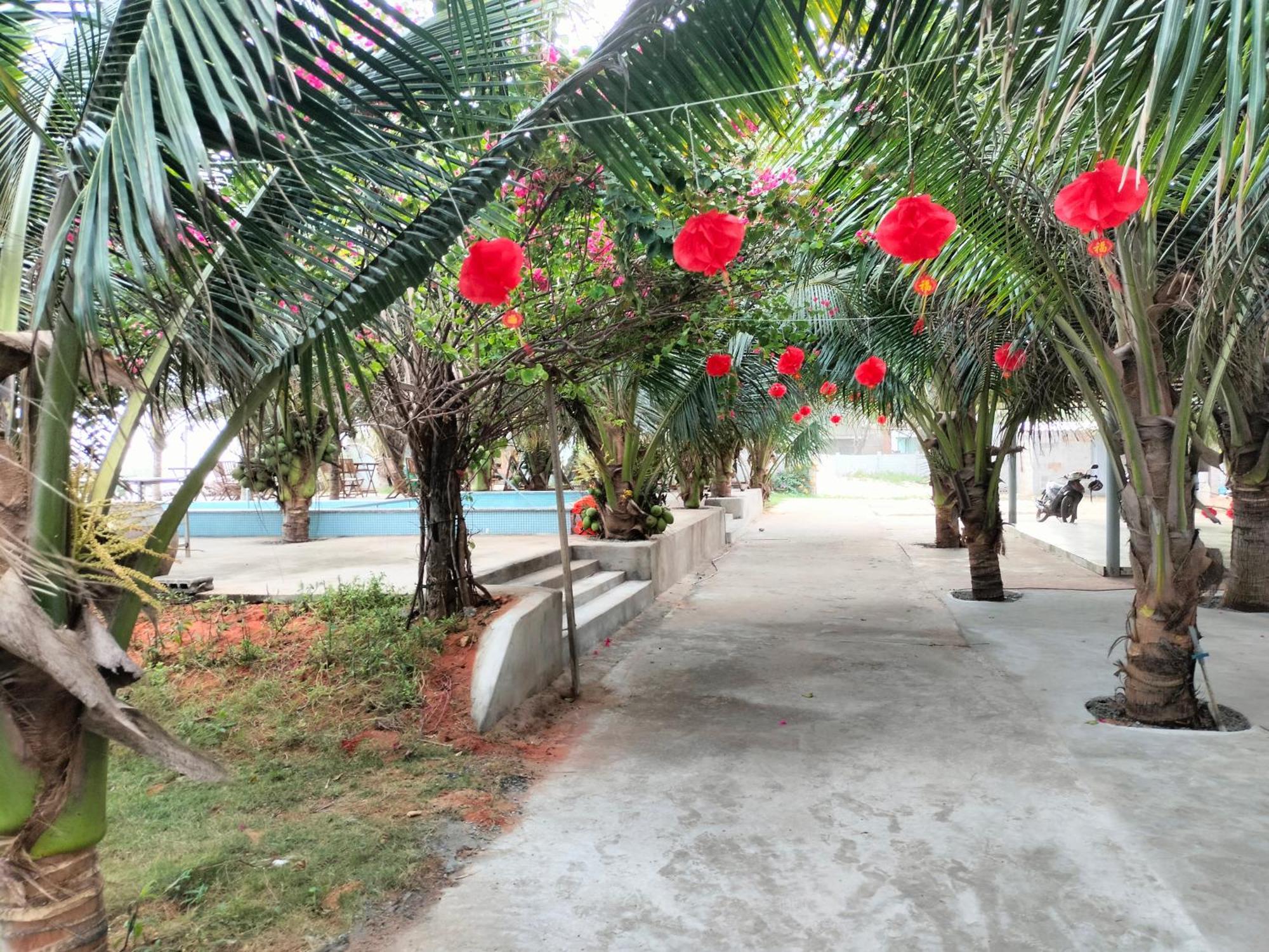 Bien Ngoc Homstay Resort *