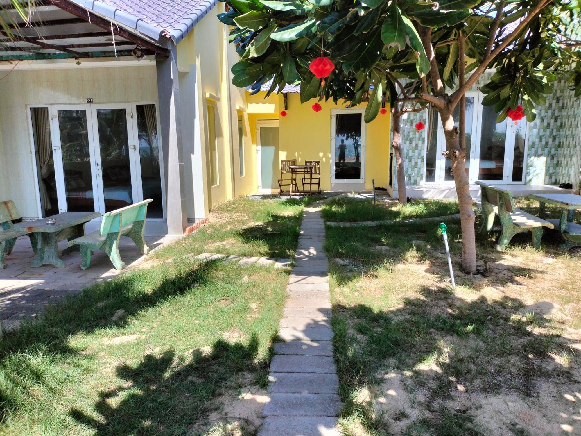 Bien Ngoc Homstay Resort *