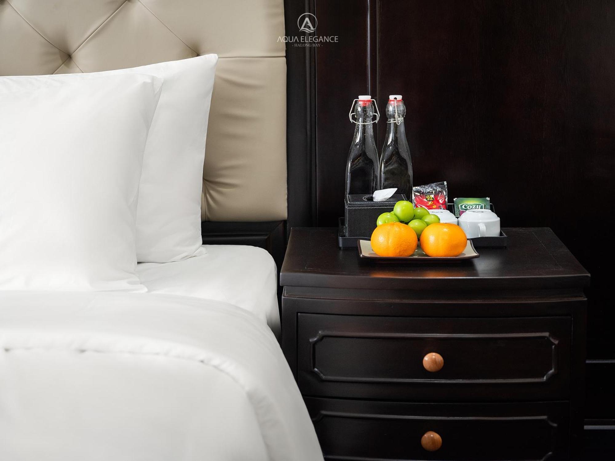 Botel Aqua Elegance Cruise 5*