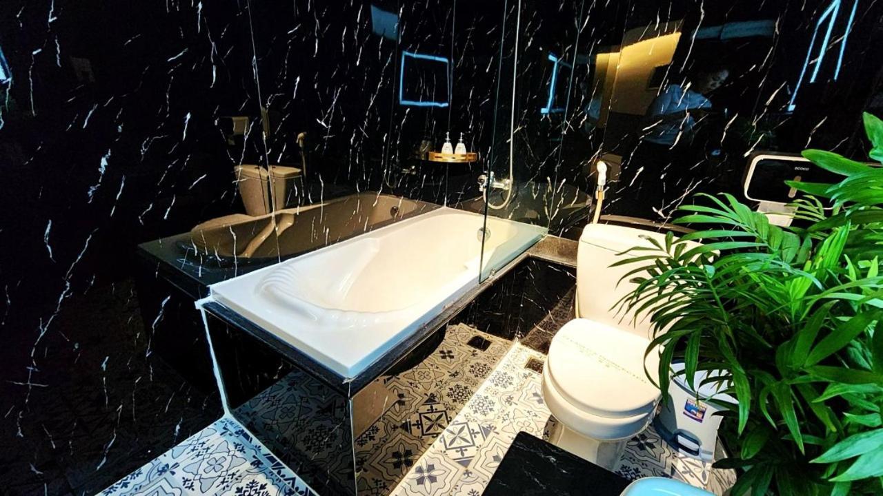 Khách sạn Khách Sạn&spa Rosa 3*