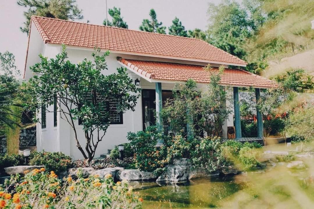 Orestay Garden Hotel *