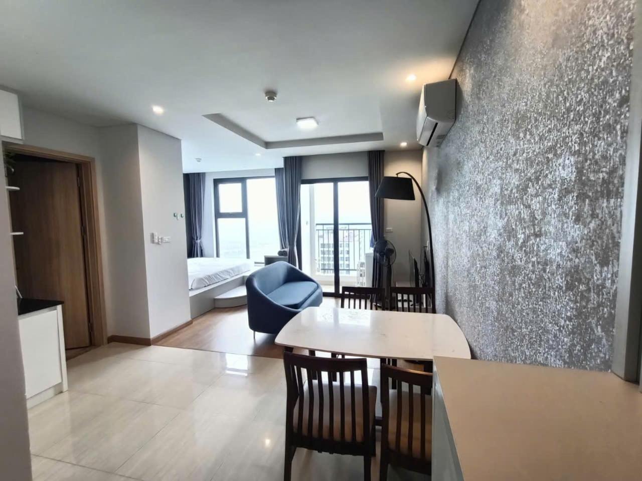 Thuy Apartment