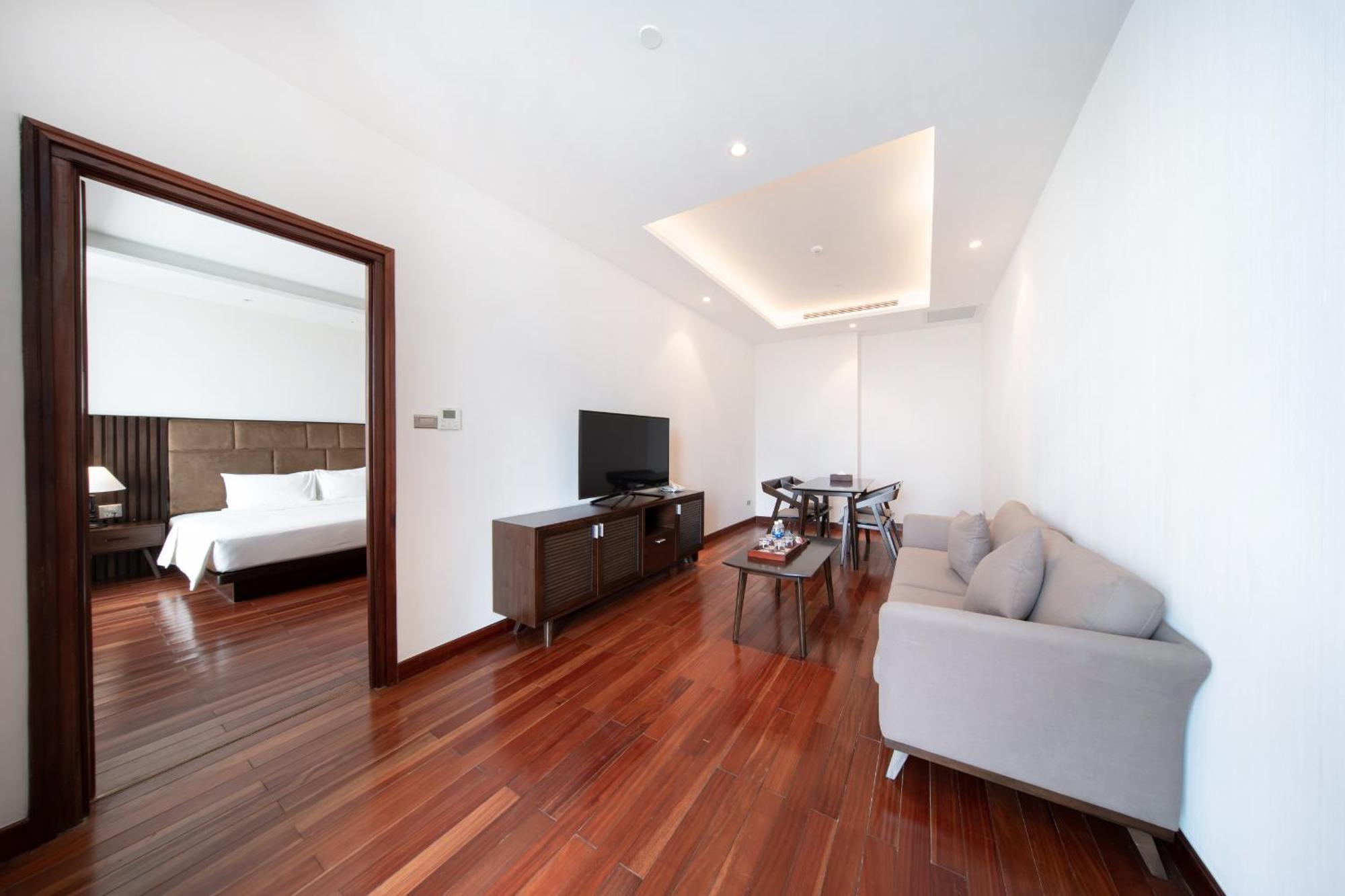 Hotel Green Beach Hotel Nha Trang 5*