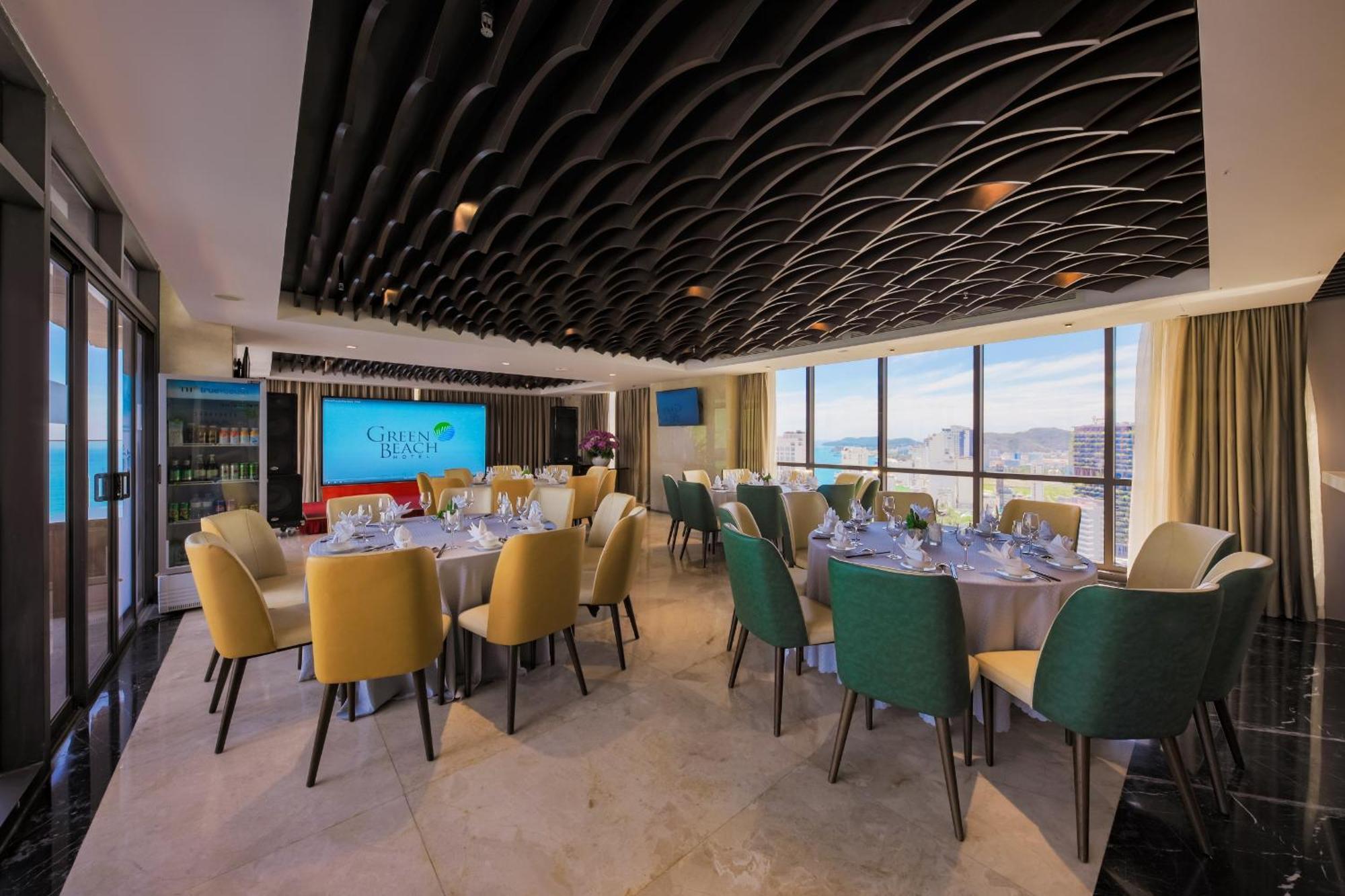 Green Beach Hotel Nha Trang 5*