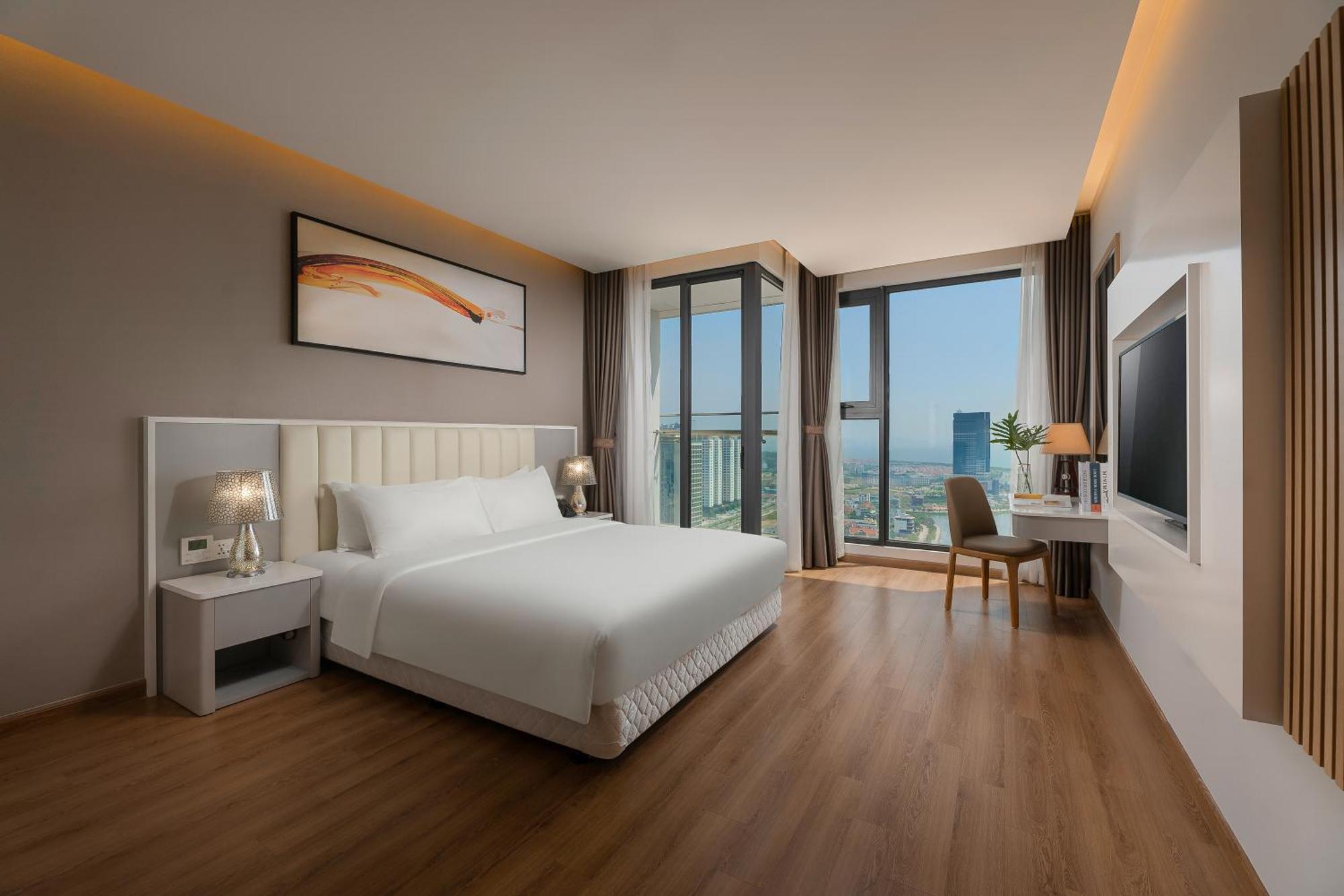 Delasea 5* Ha Long