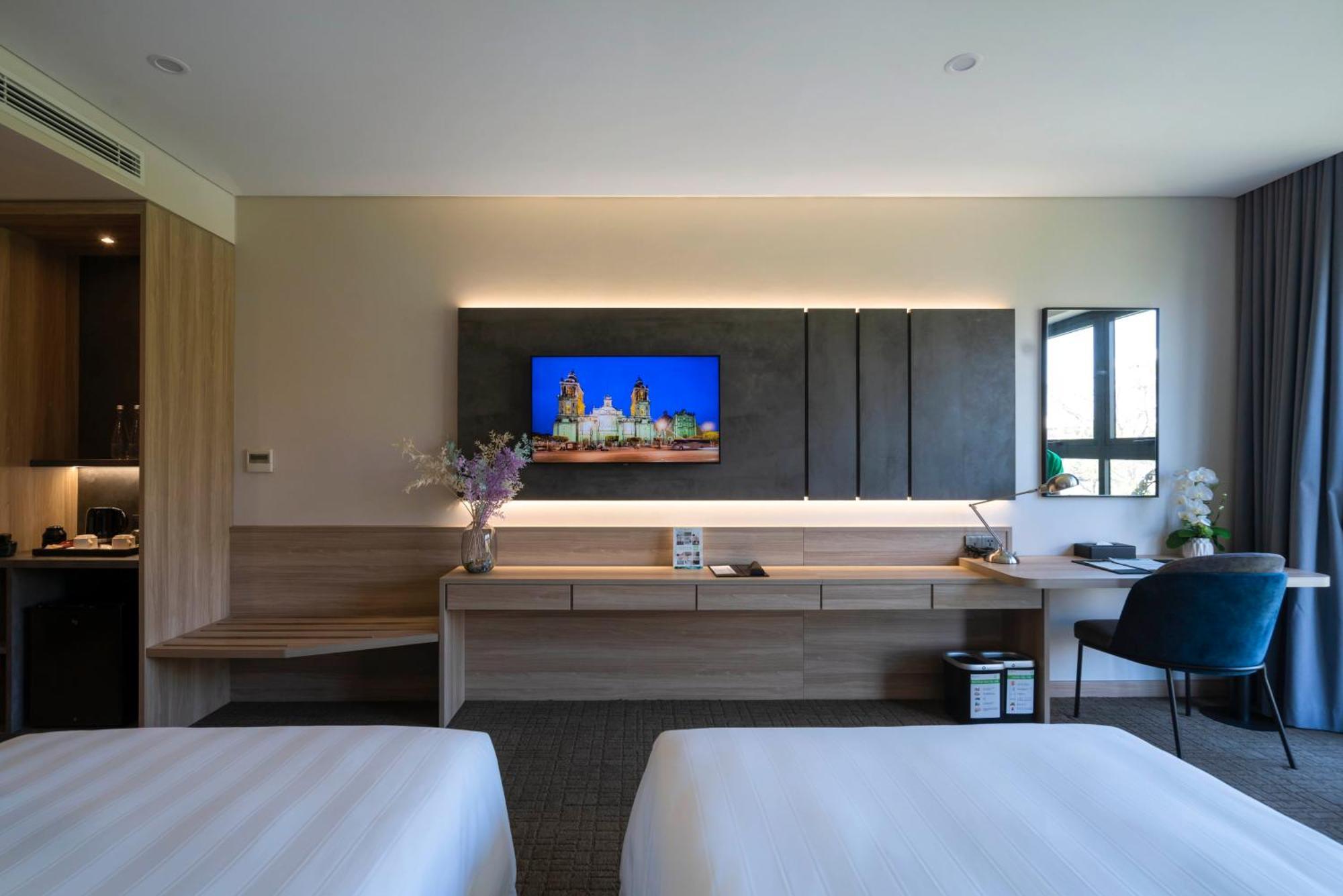 Wyndham Garden Legend Halong Hotel