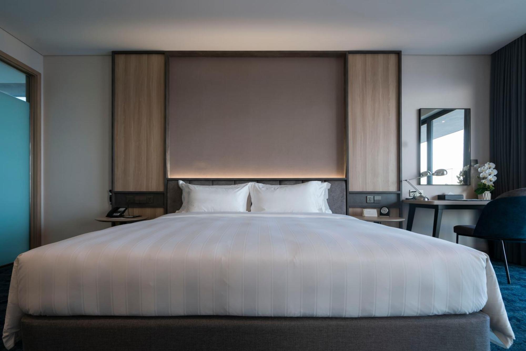 Wyndham Garden Legend Halong Hotel