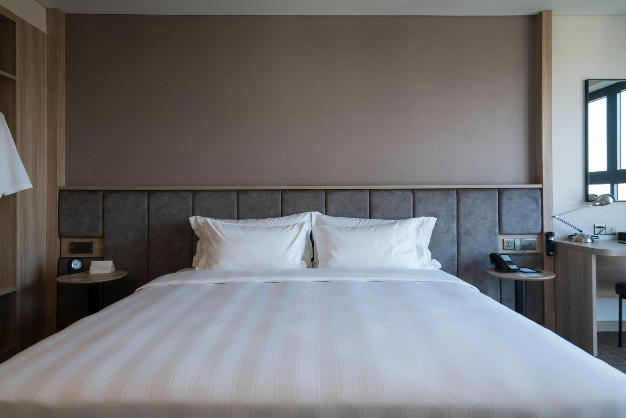 Wyndham Garden Legend Halong Hotel 5*