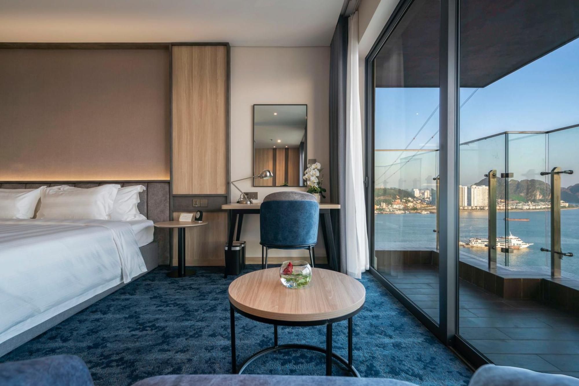 Hotel Wyndham Garden Legend Halong 5*