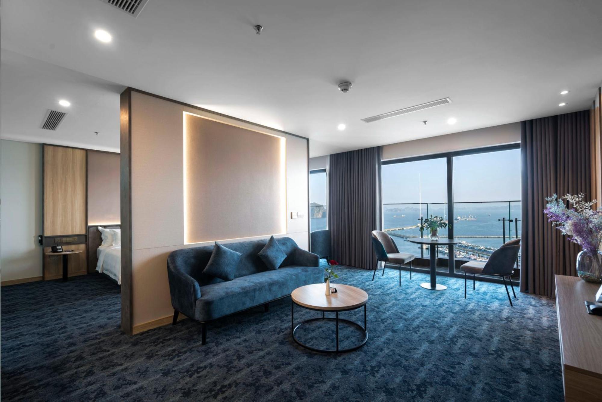 Hotel Wyndham Garden Legend Halong 5*
