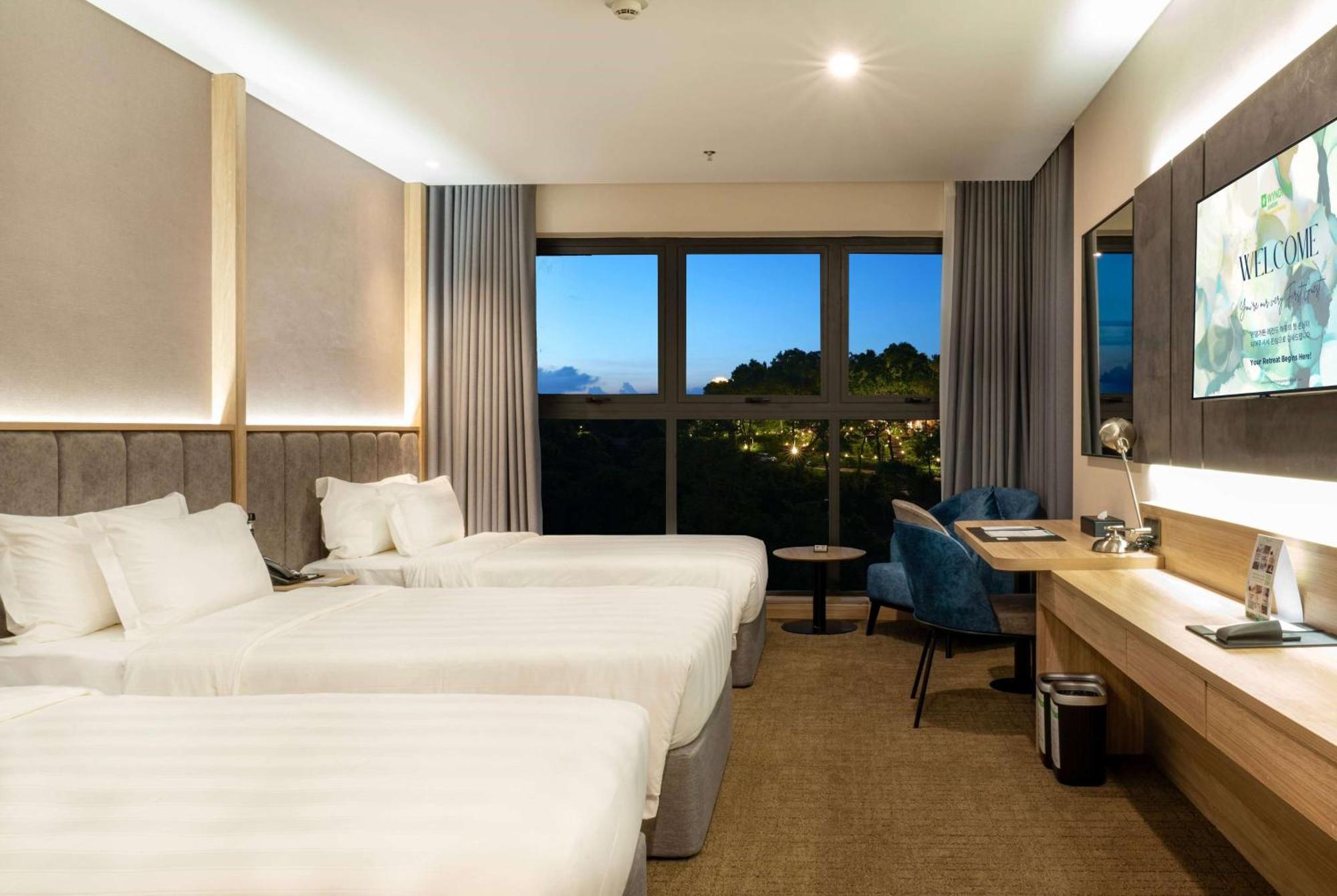 Hotel Wyndham Garden Legend Halong