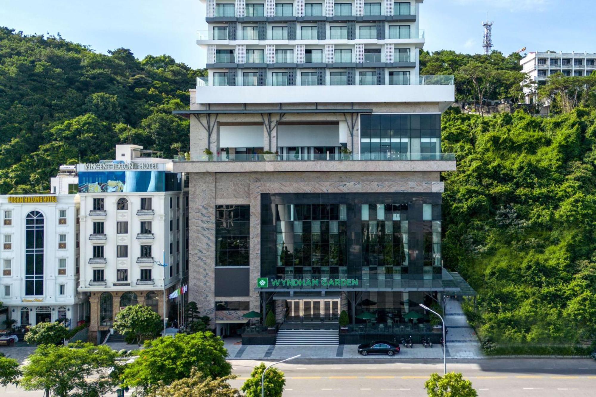 Wyndham Garden Legend Halong 5*