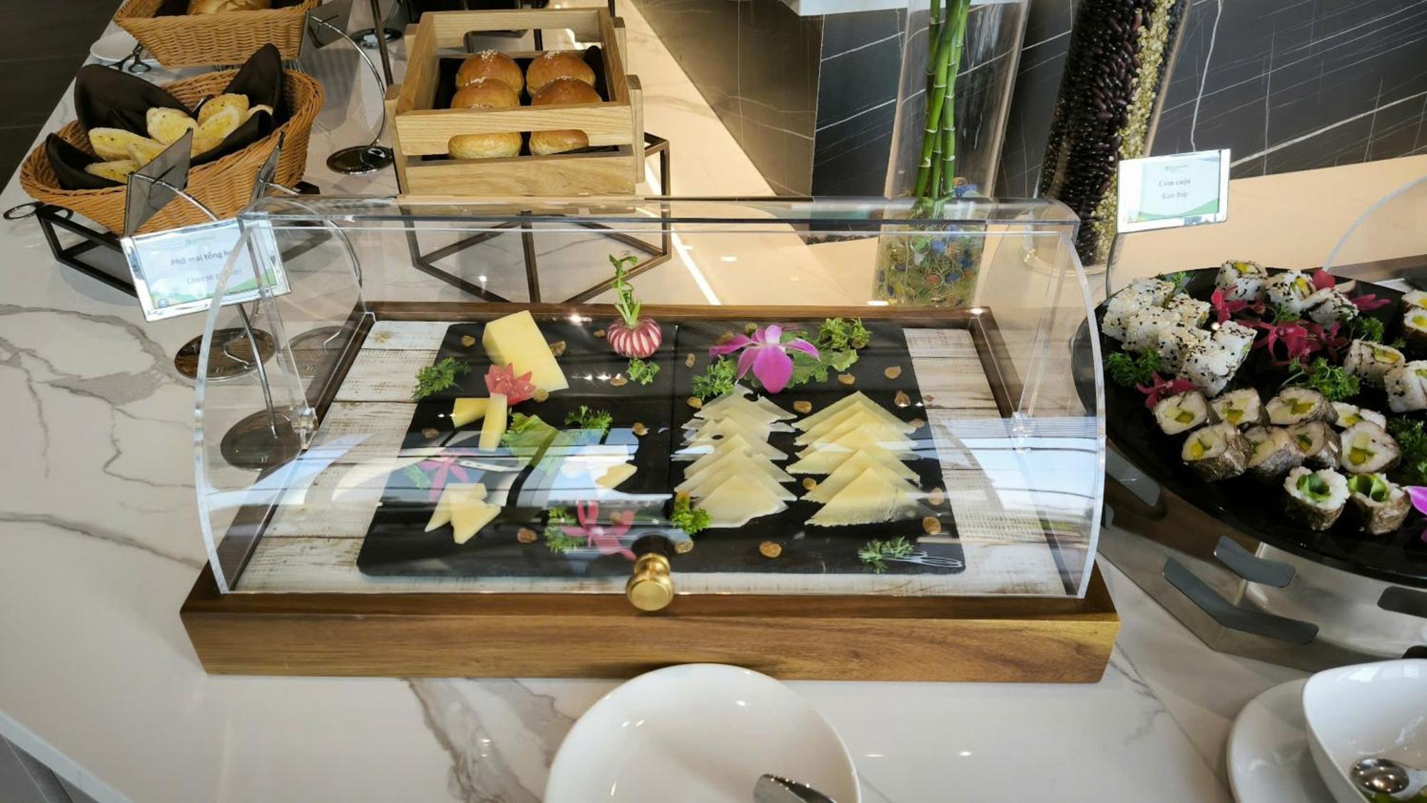 Hotel Wyndham Garden Legend Halong 5*