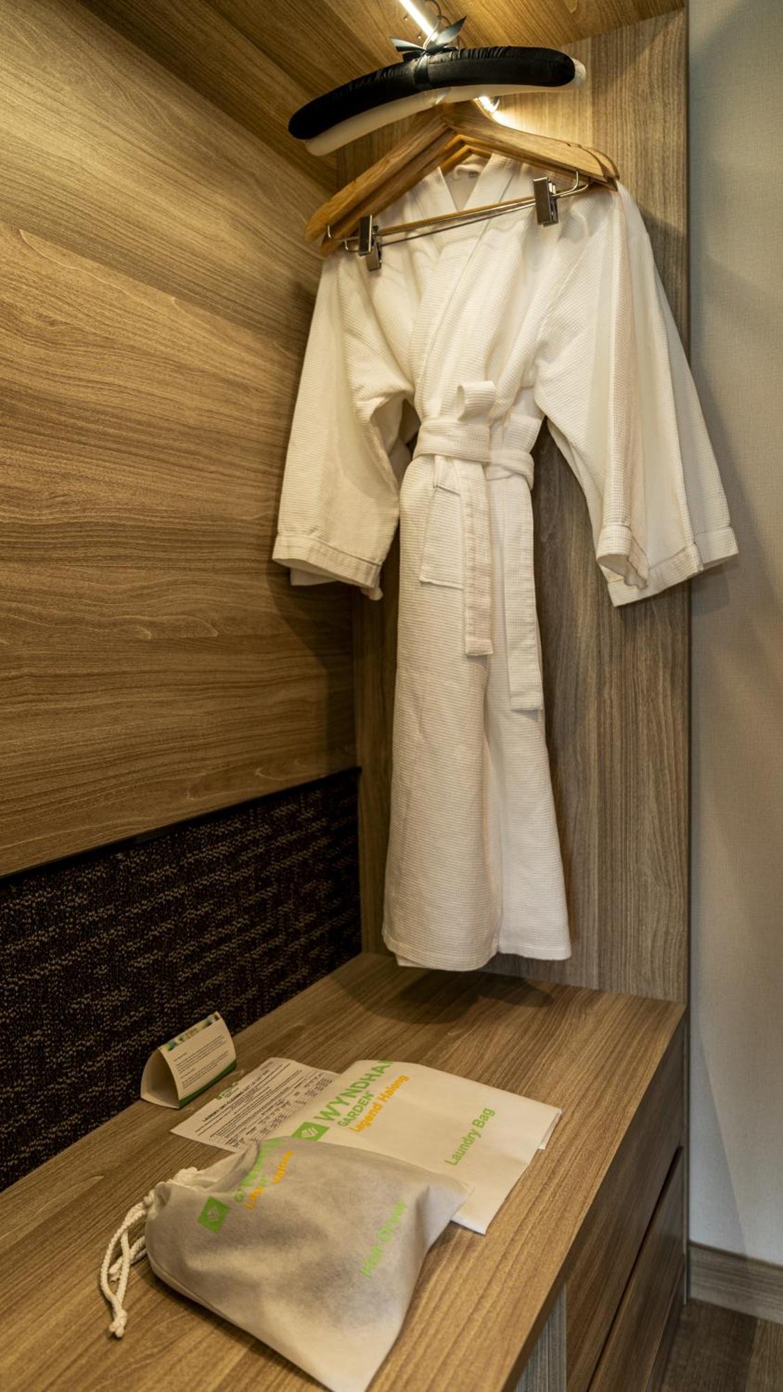 Wyndham Garden Legend Halong Hotel