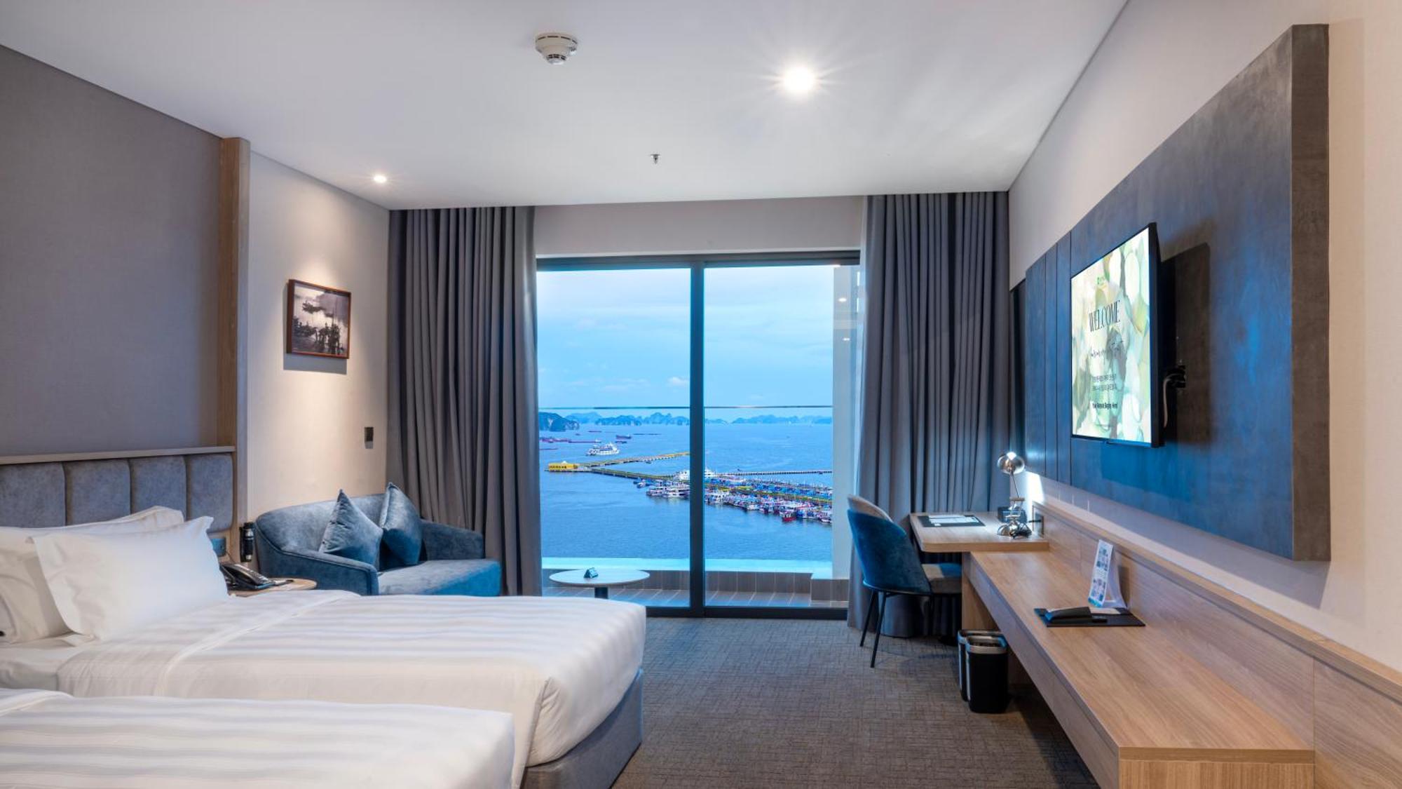 Hotel Wyndham Garden Legend Halong 5*