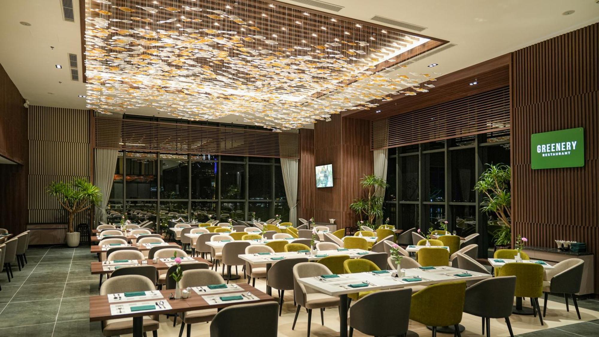 Wyndham Garden Legend Halong Hotel 5*