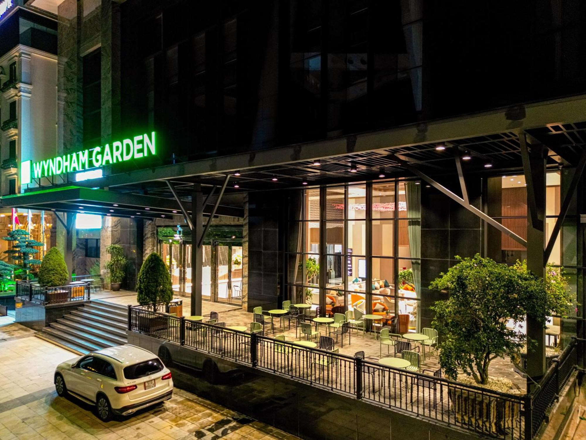Wyndham Garden Legend Halong 5*