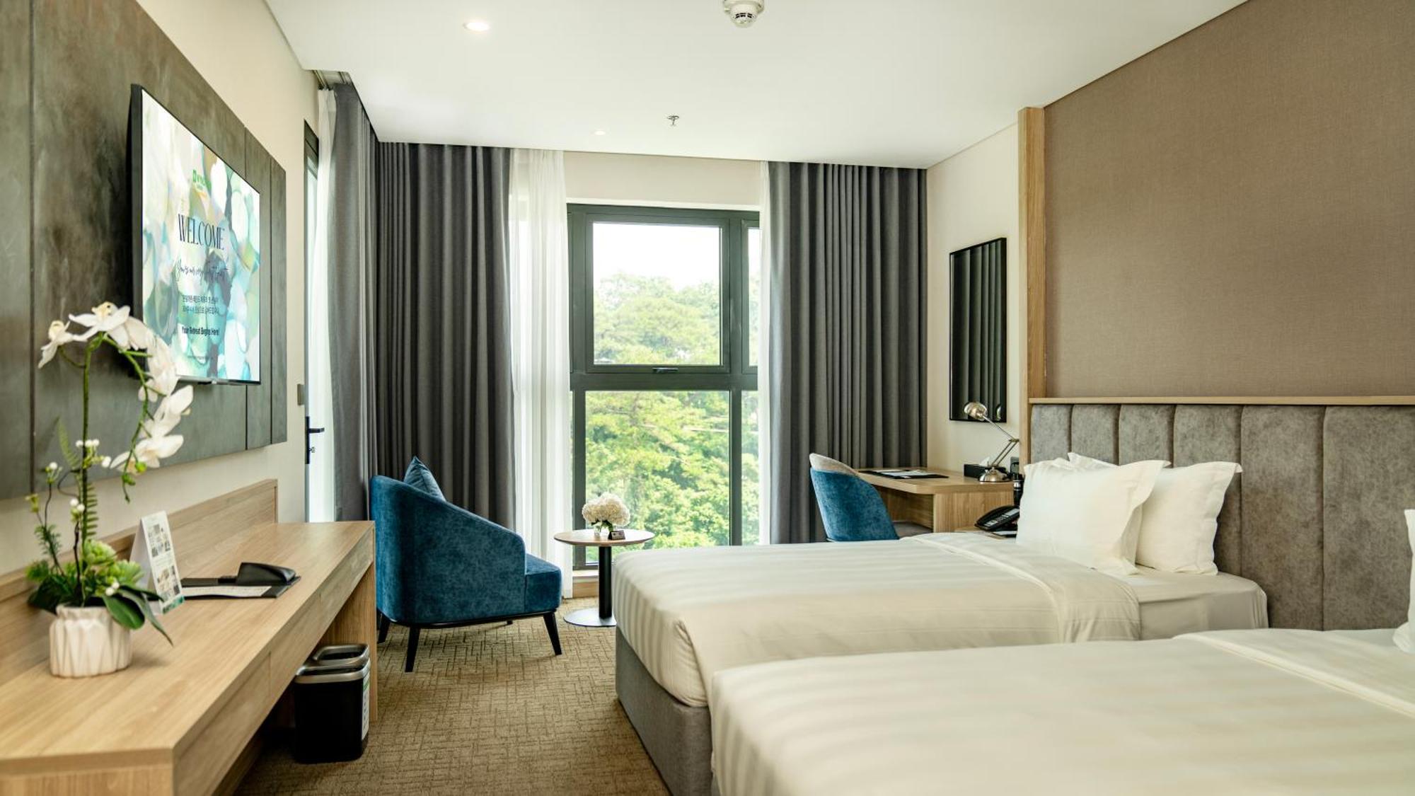 Wyndham Garden Legend Halong Hotel