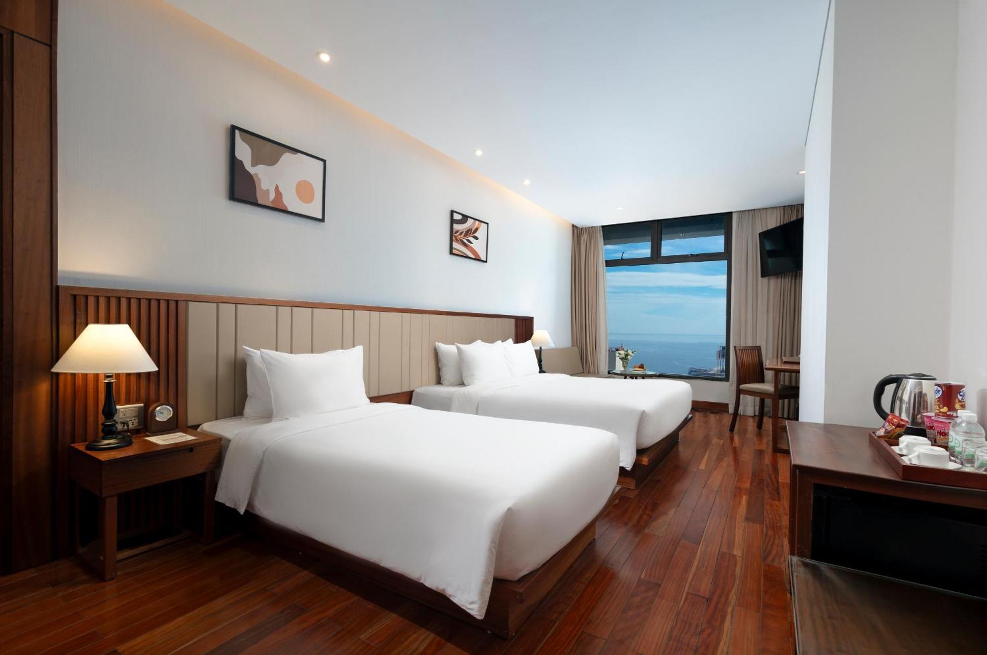 Green Beach Hotel Nha Trang 5*