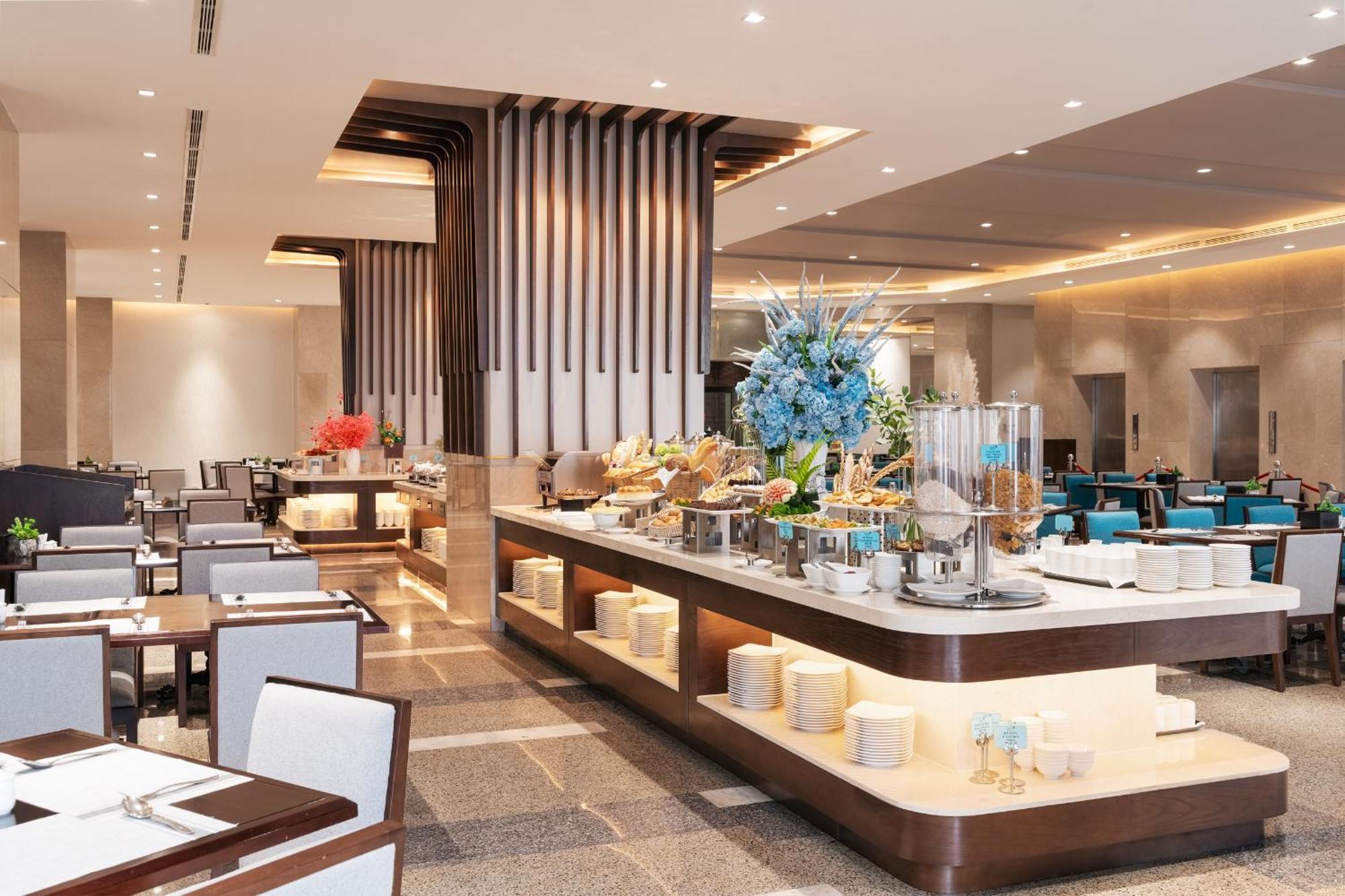 Green Beach Hotel Nha Trang 5*