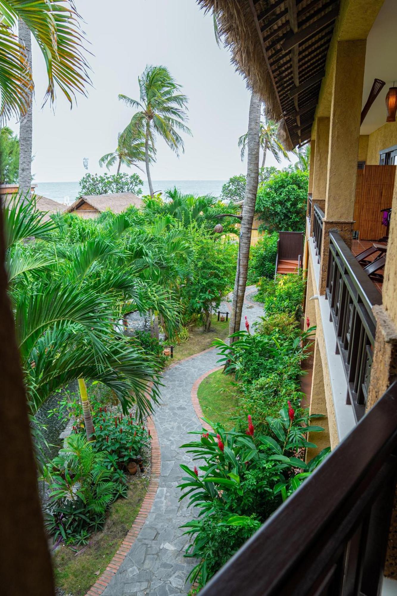 Bamboo Village Resort&spa Resort 4*