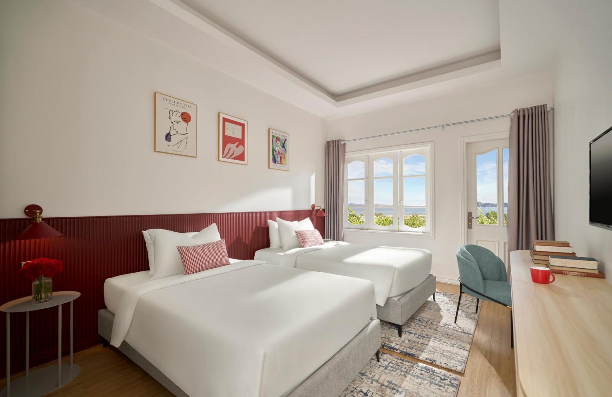 The Postcard Hotel 3*