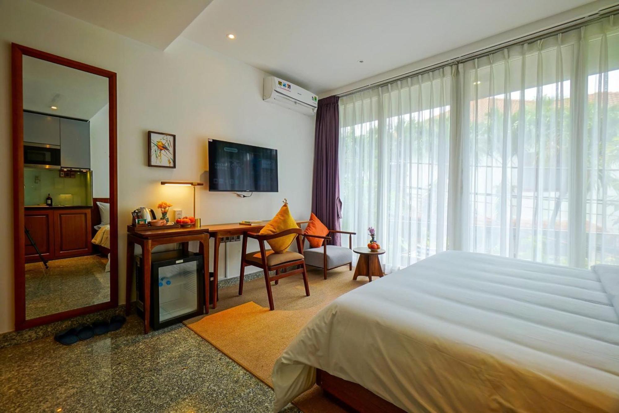 Nexus House Lang Bao Chi Hotel
