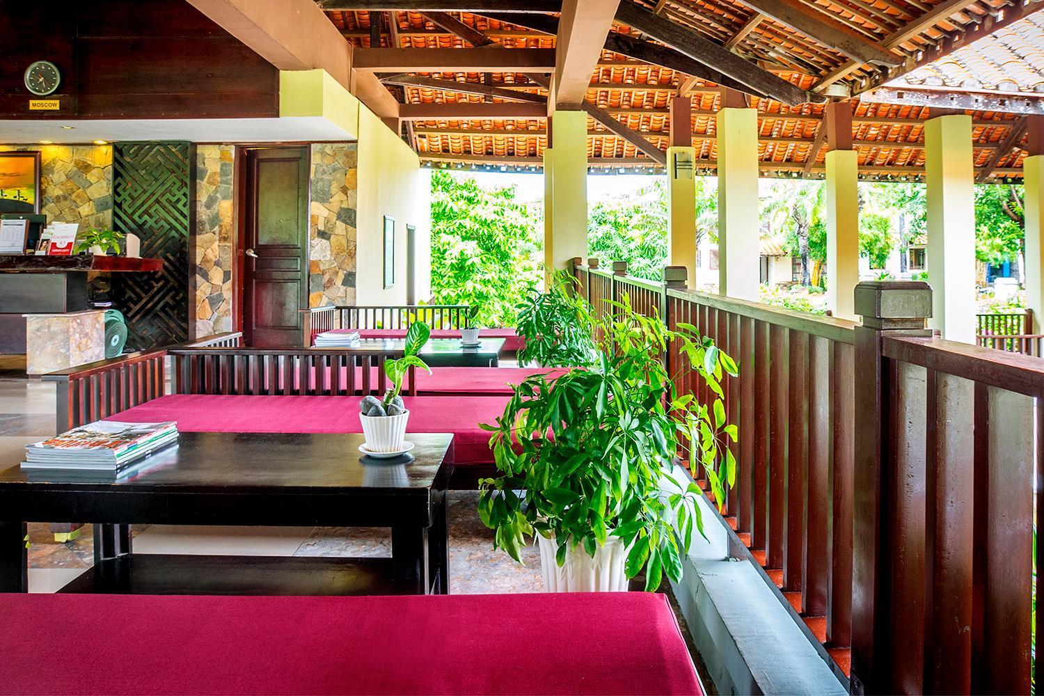 Romana & Resort