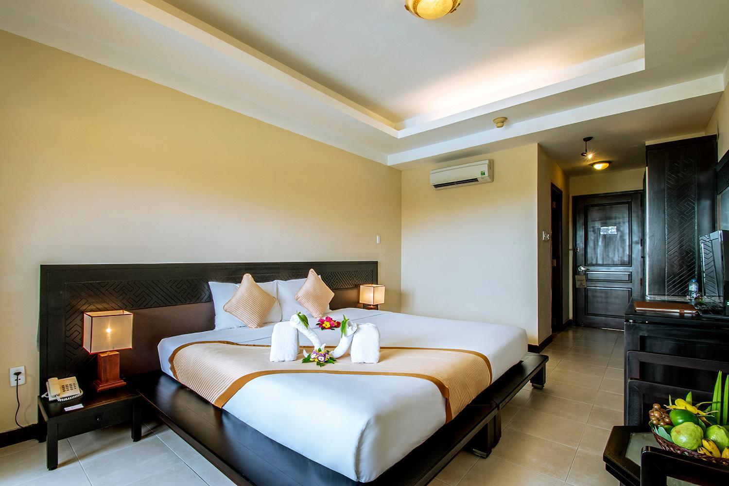 Romana & Resort 4*