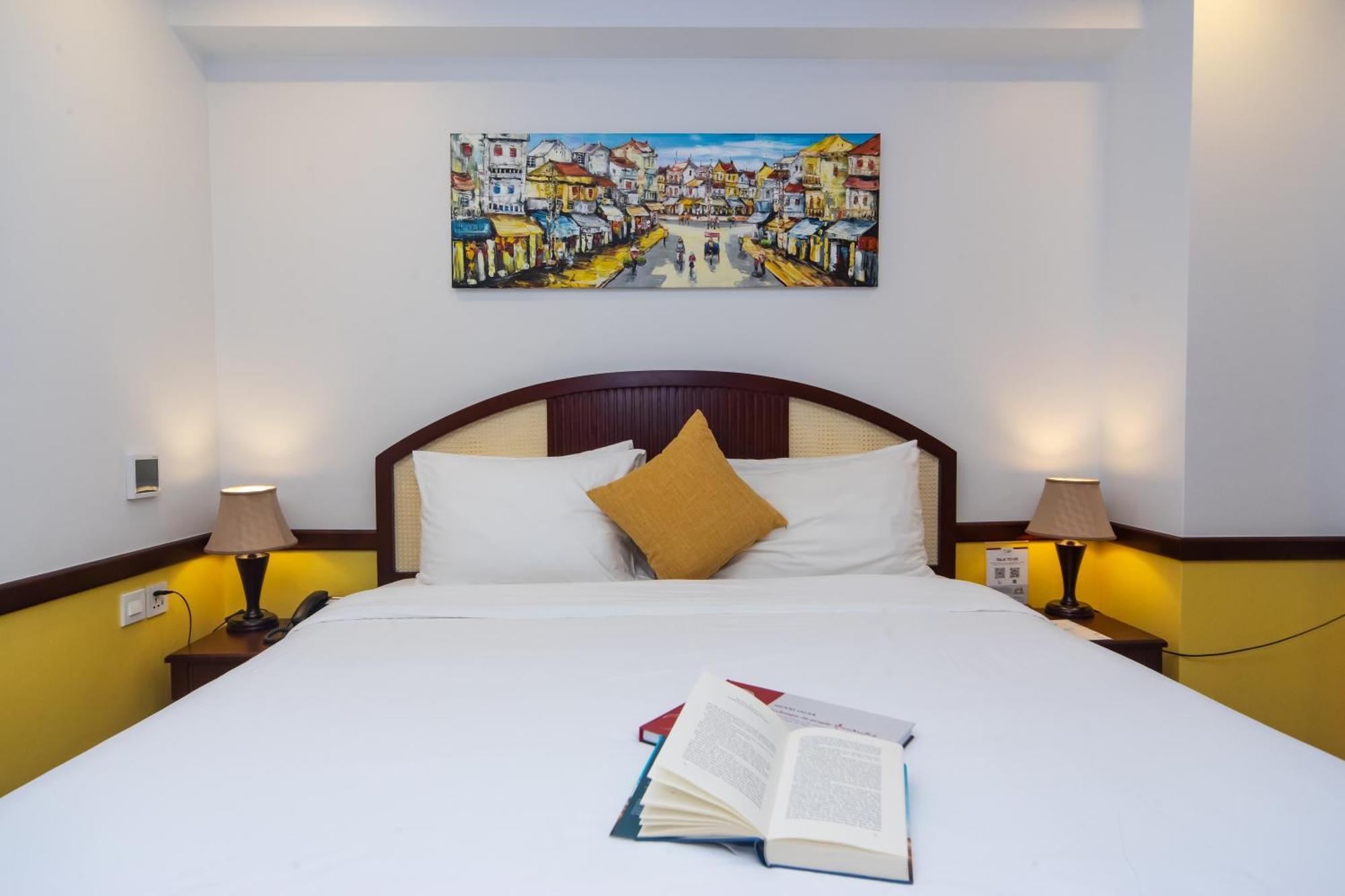 Flower Garden Hotel 4*