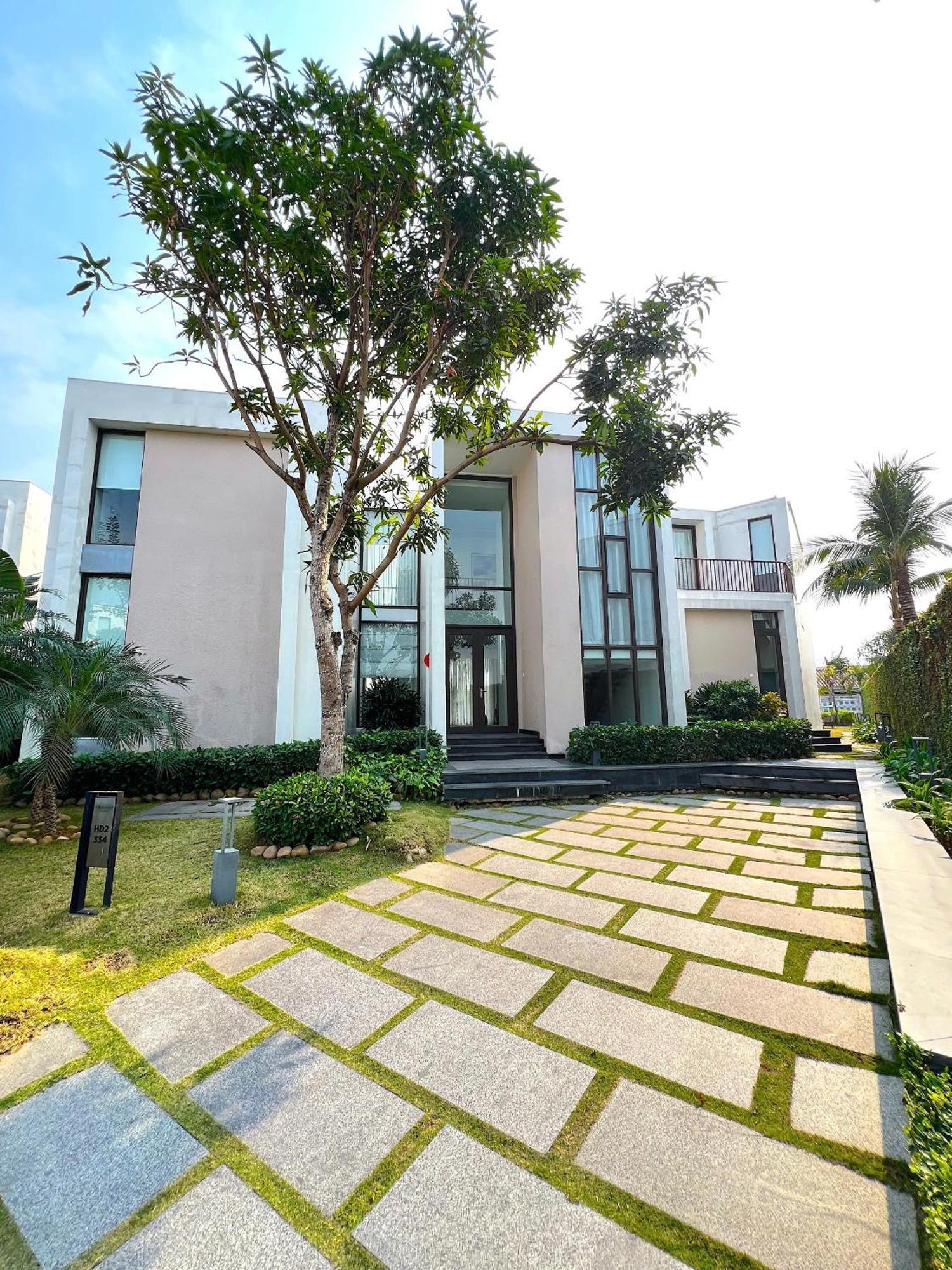 Resort Premier Village Bay Hạ Long