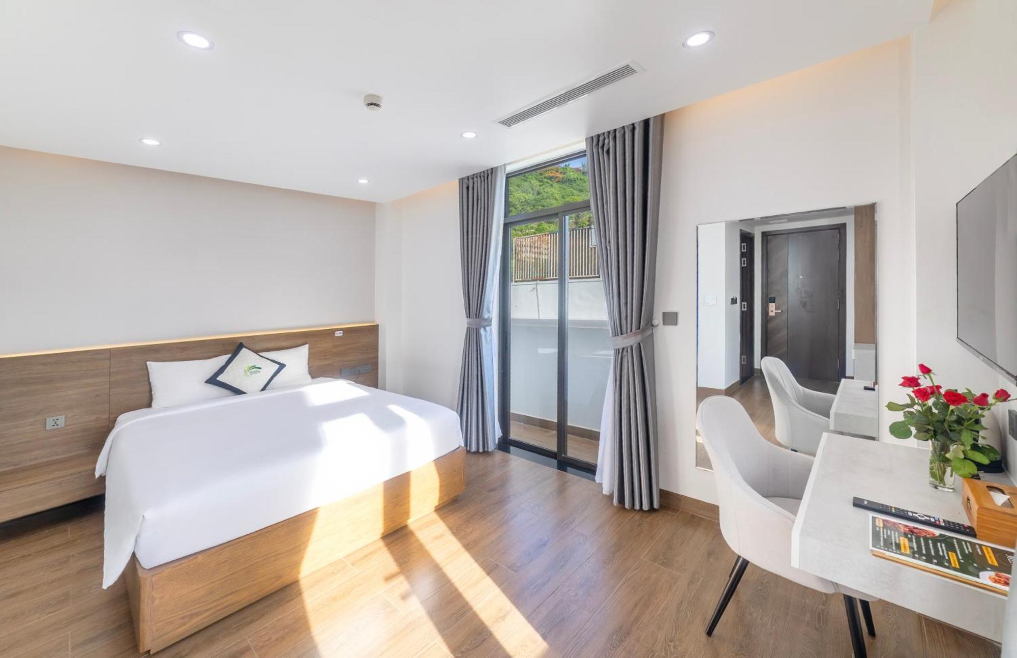 Lp & 3* Vung Tau
