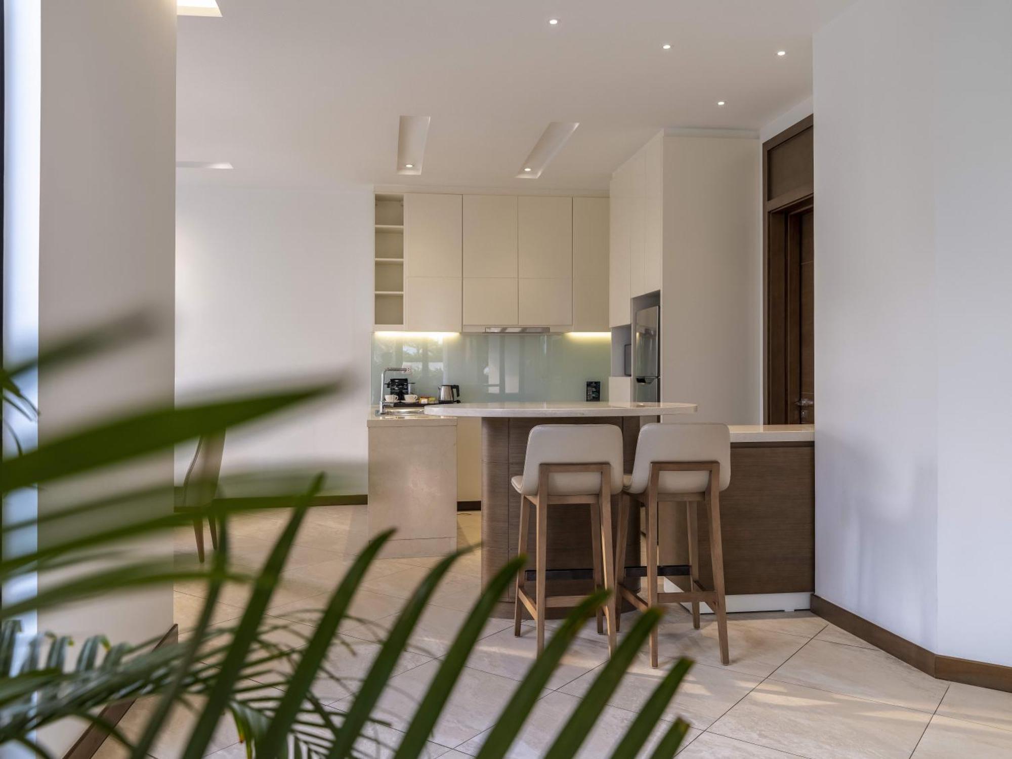 Premier Village Bay Resort 5*