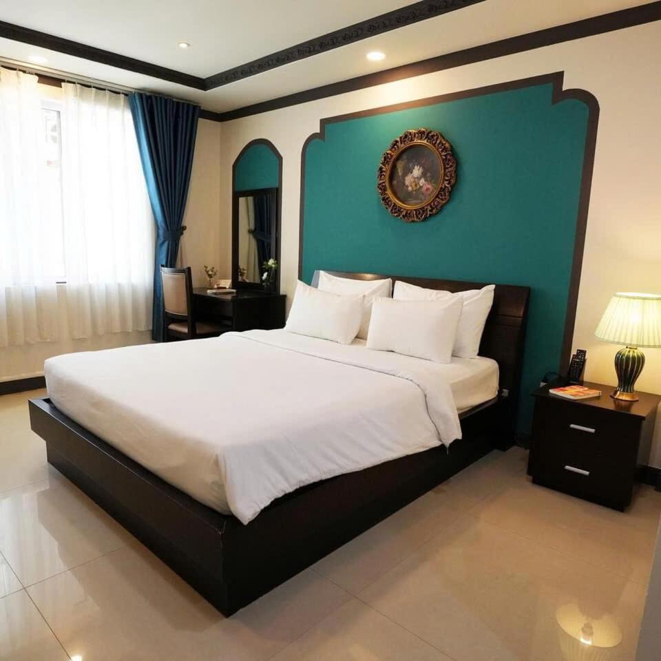 La Serena & Hotel Ho-Chi-Minh-Stadt