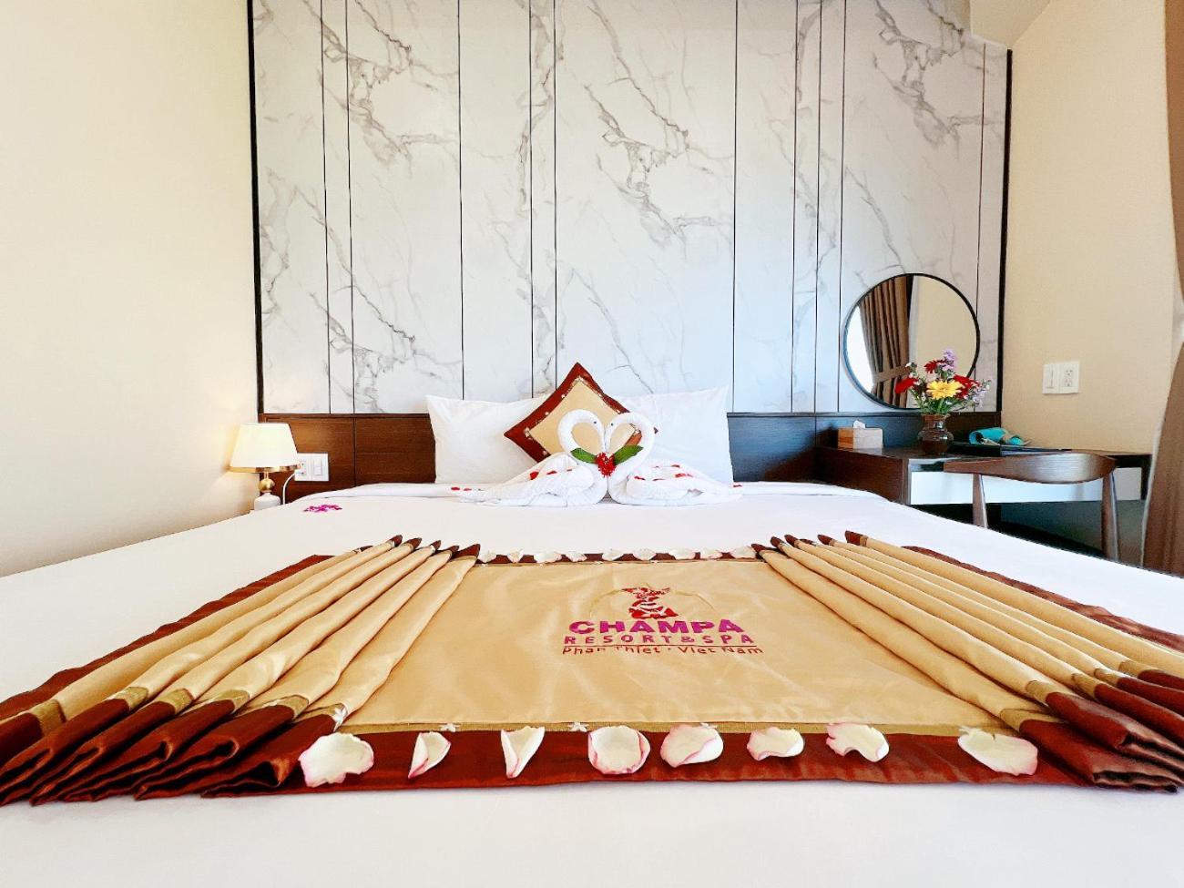 Resort Champa &