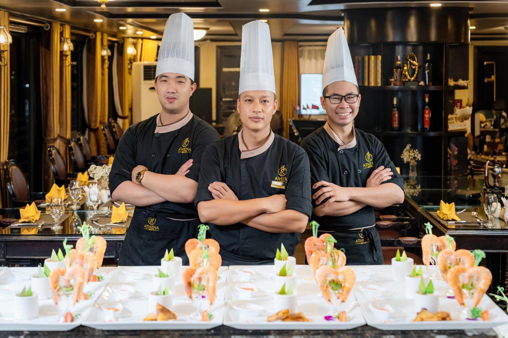  Athena Royal Cruise - Luxury In Halong Bay