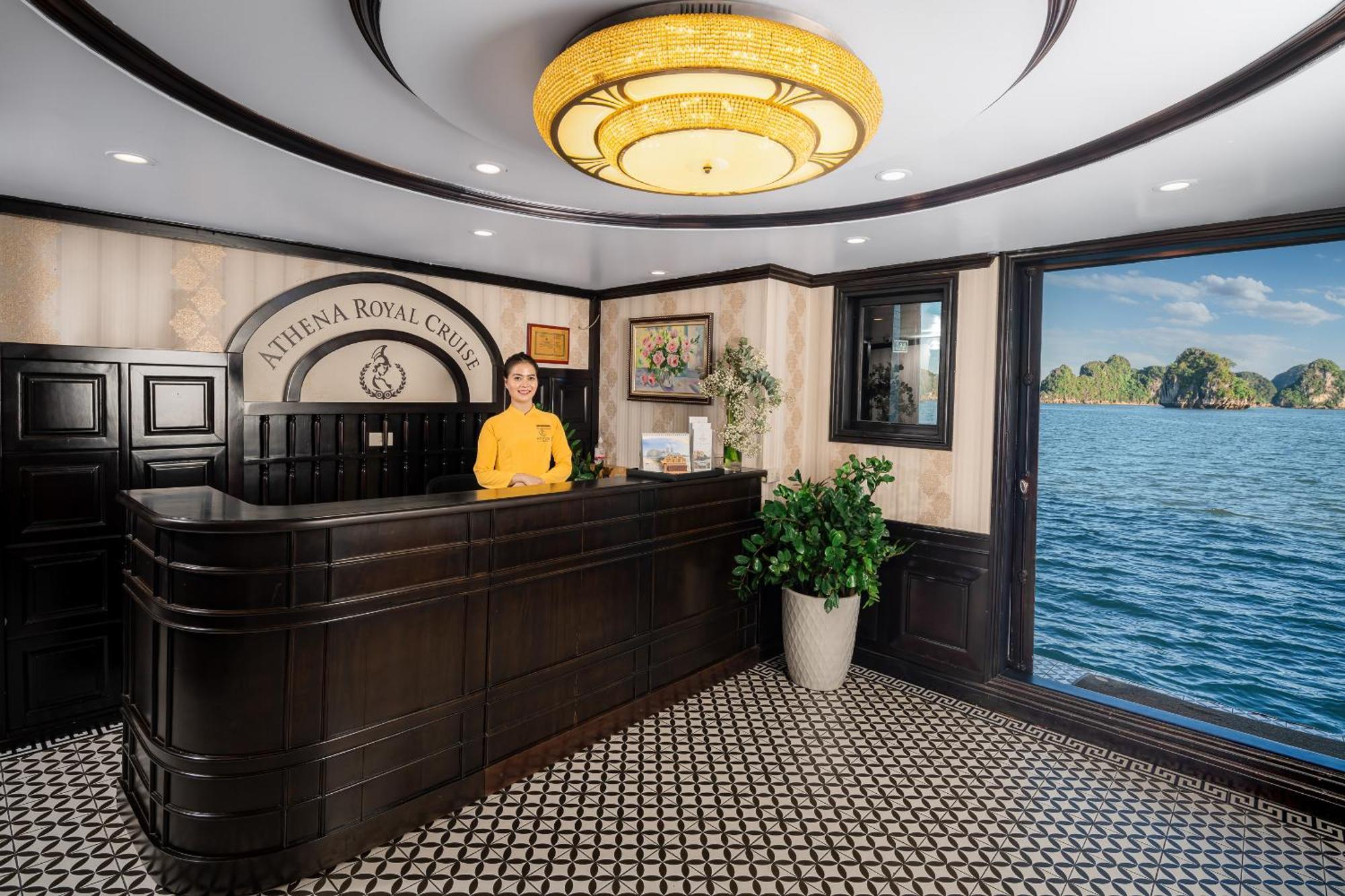 Athena Royal Cruise - Luxury In Halong Bay  5*