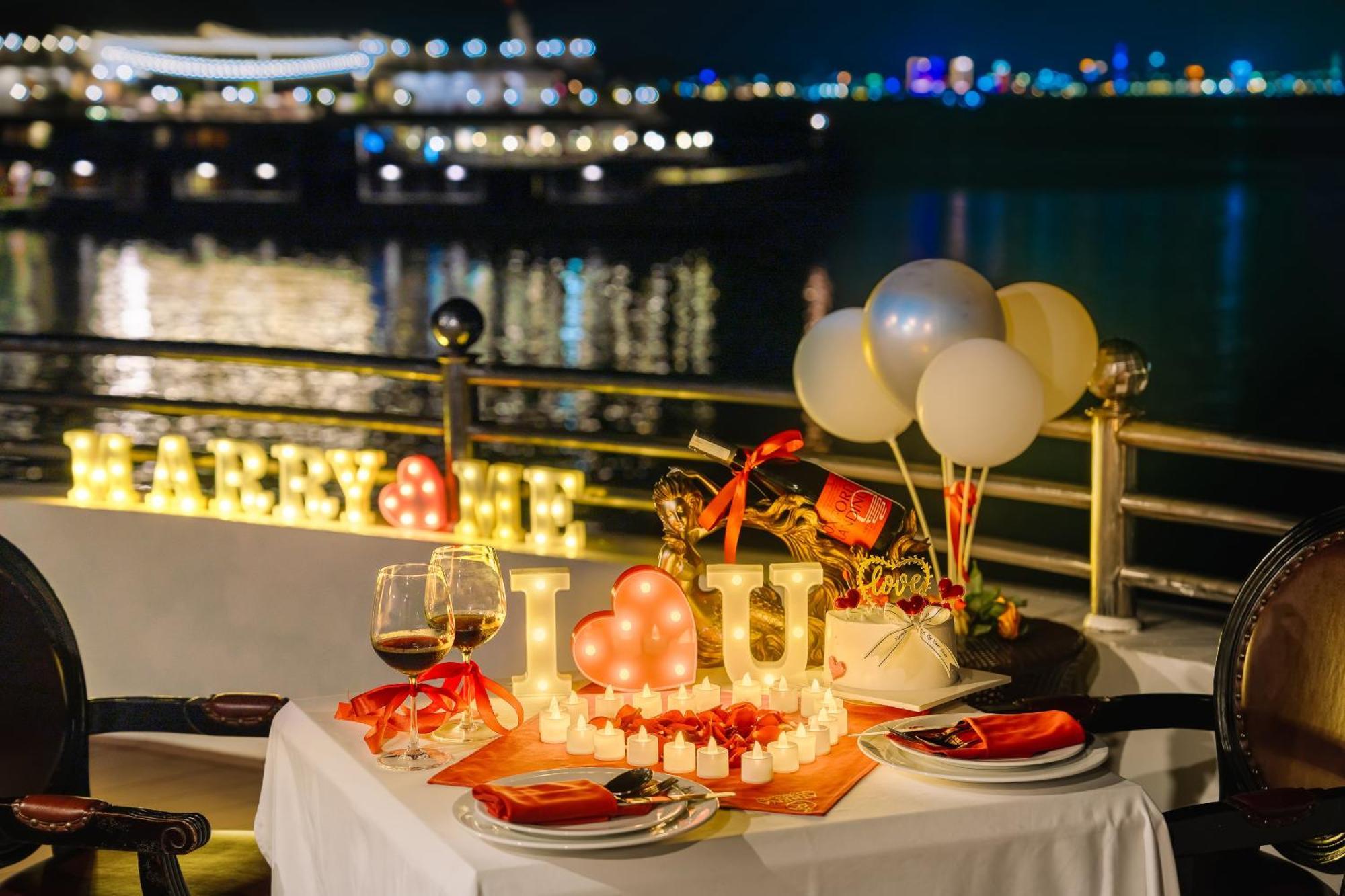 Athena Royal Cruise - Luxury In Halong Bay