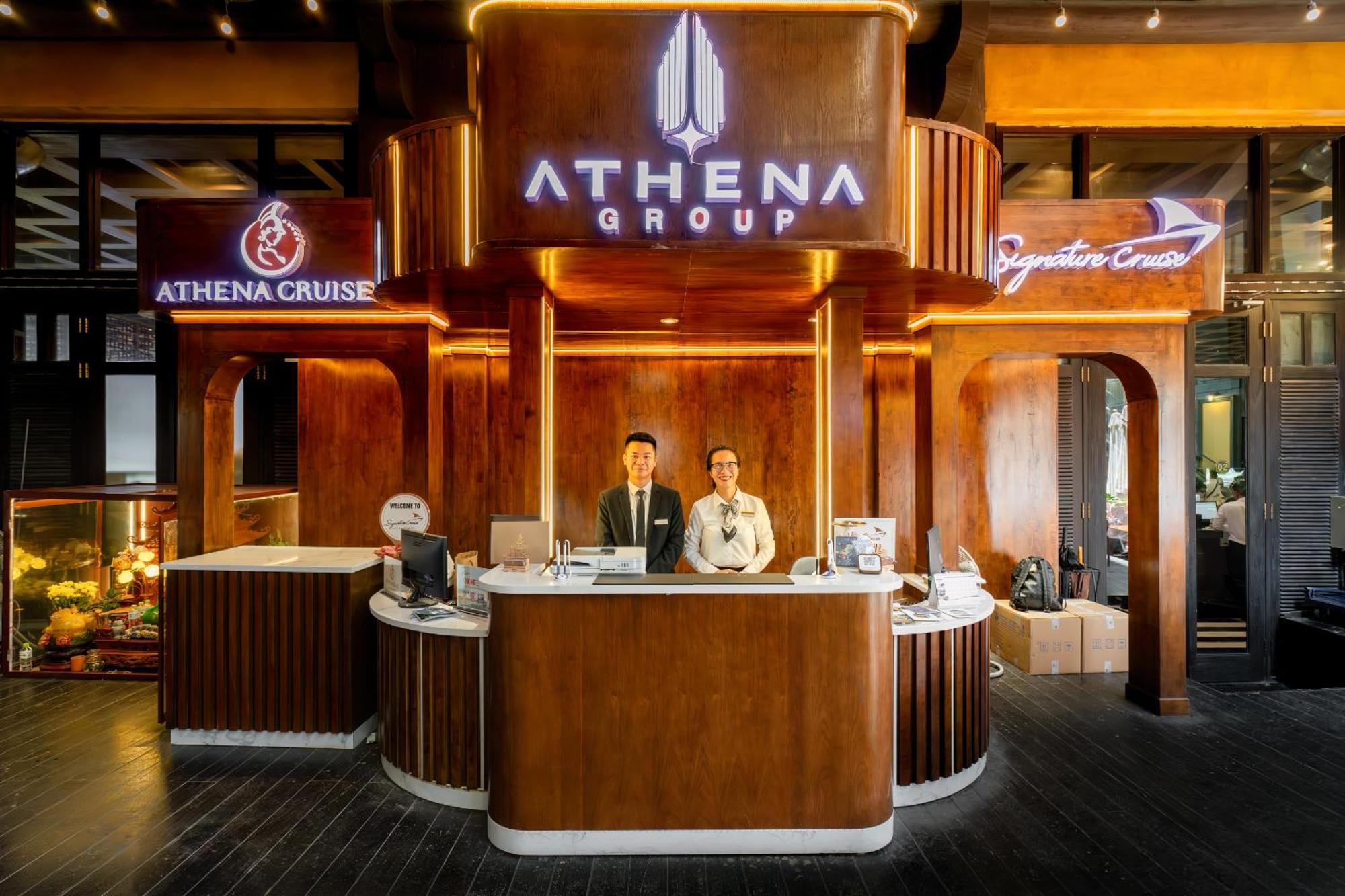 Athena Royal Cruise - Luxury In Halong Bay  5*