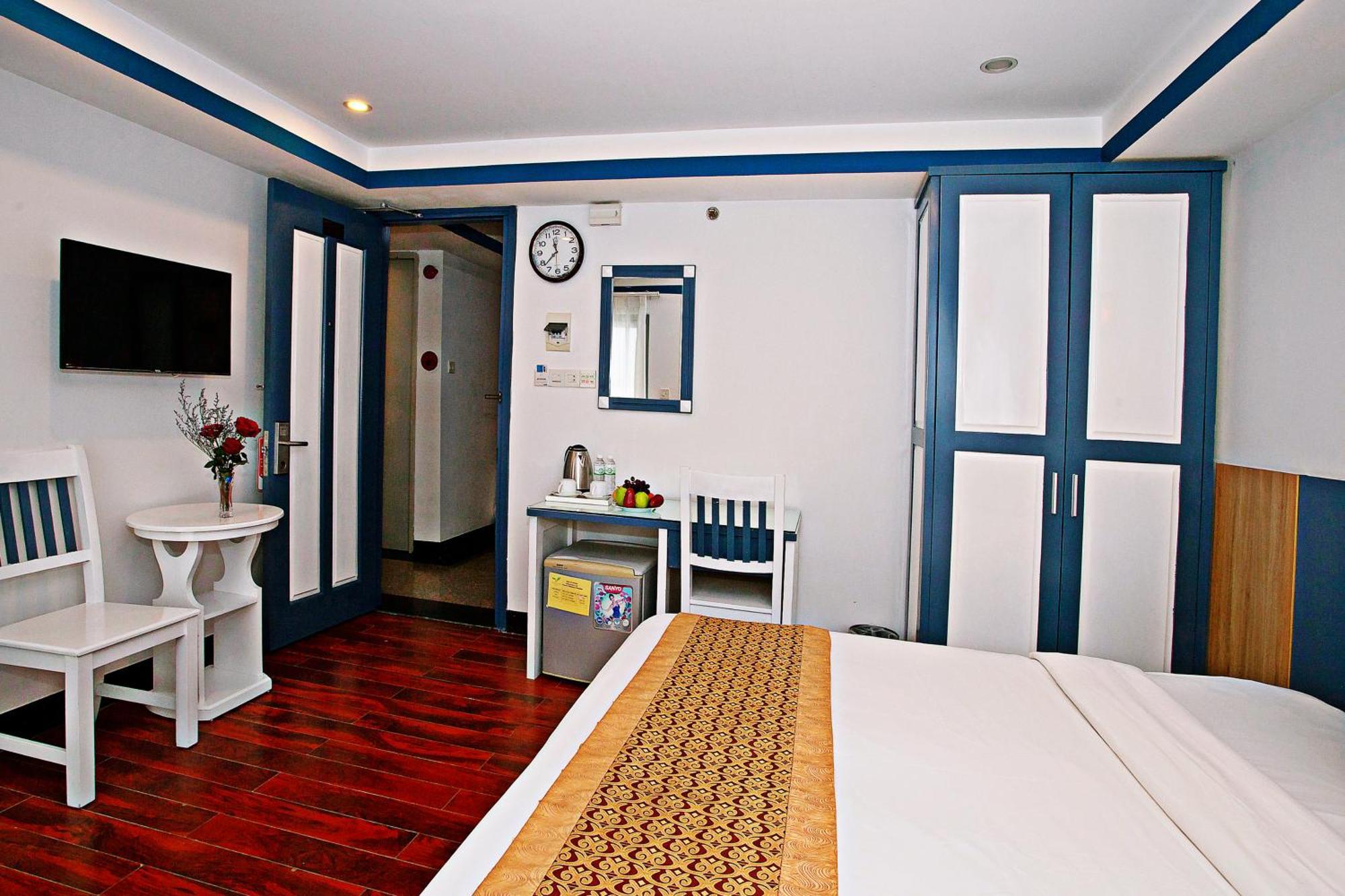 Hotel Golden Rain 2