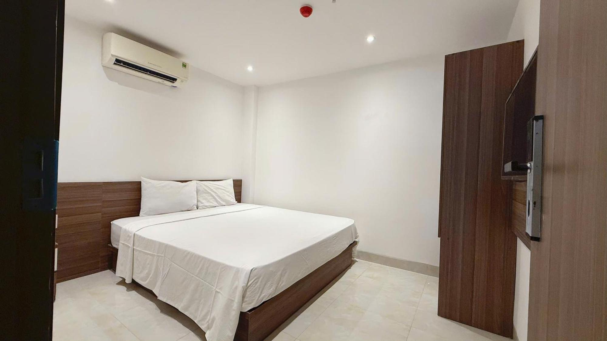 Aqua & Hotel Nha Trang